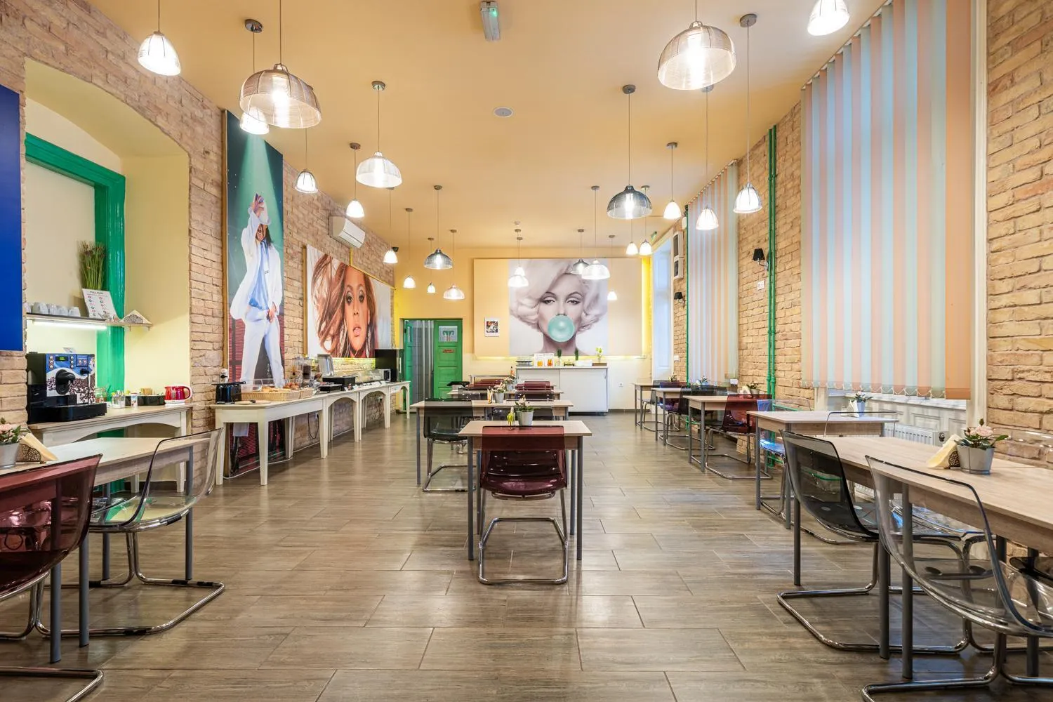 Buffet breakfast in Full Moon Budapest