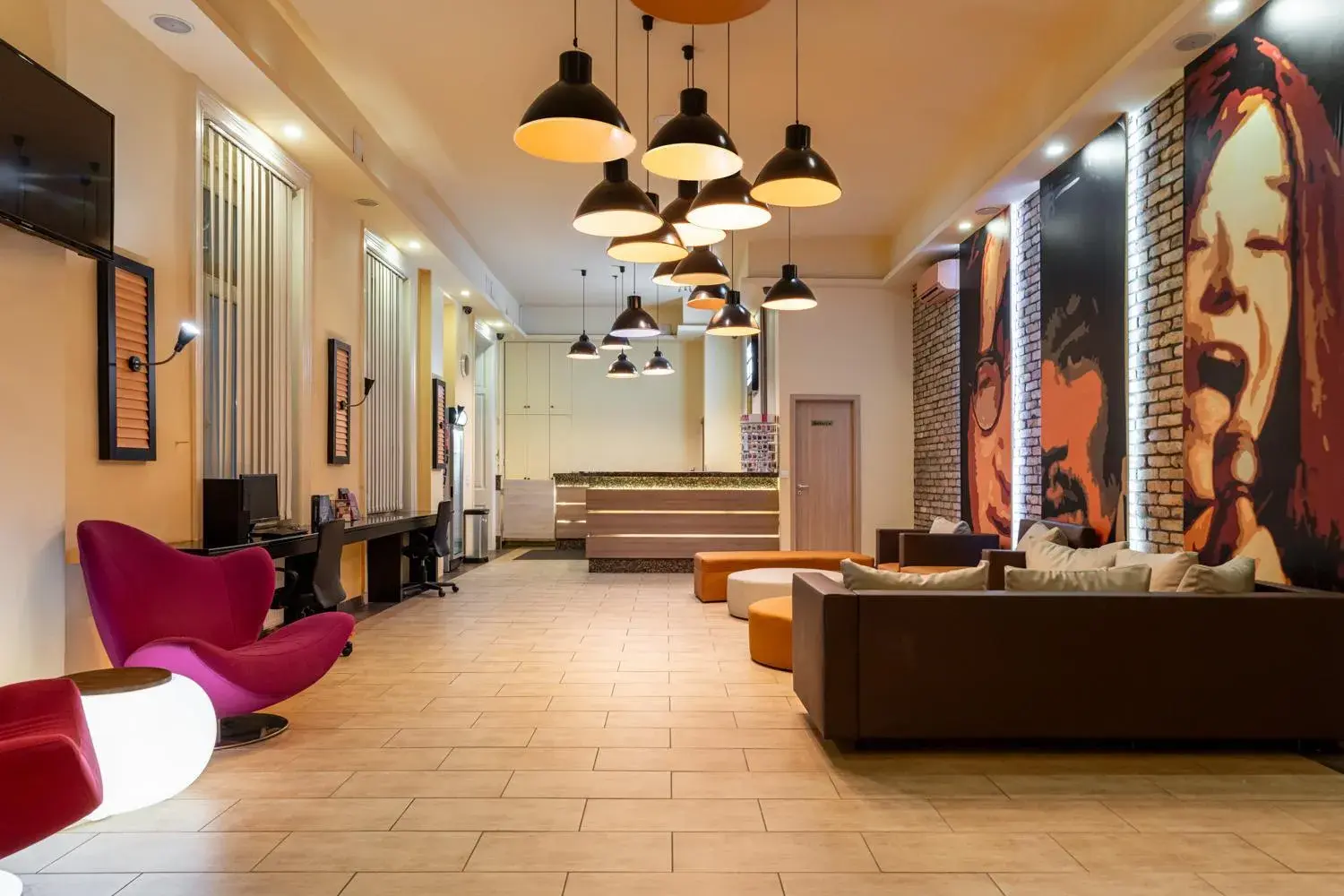 Lobby or reception in Full Moon Budapest Lobby or reception in Full Moon Budapest