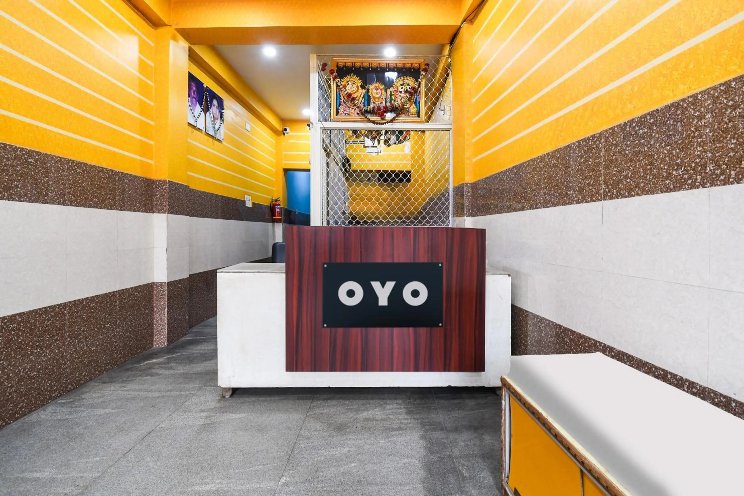 Lobby or reception in Hotel O Paschima dwar Jagannath temple formerly Ananga Lodge