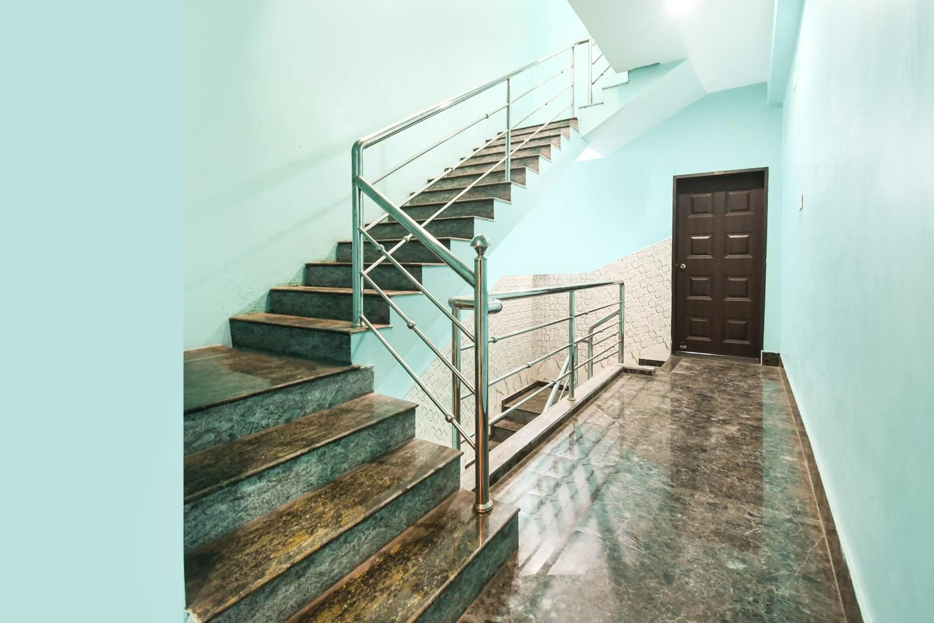 Lobby or reception in Hotel O Paschima dwar Jagannath temple formerly Ananga Lodge