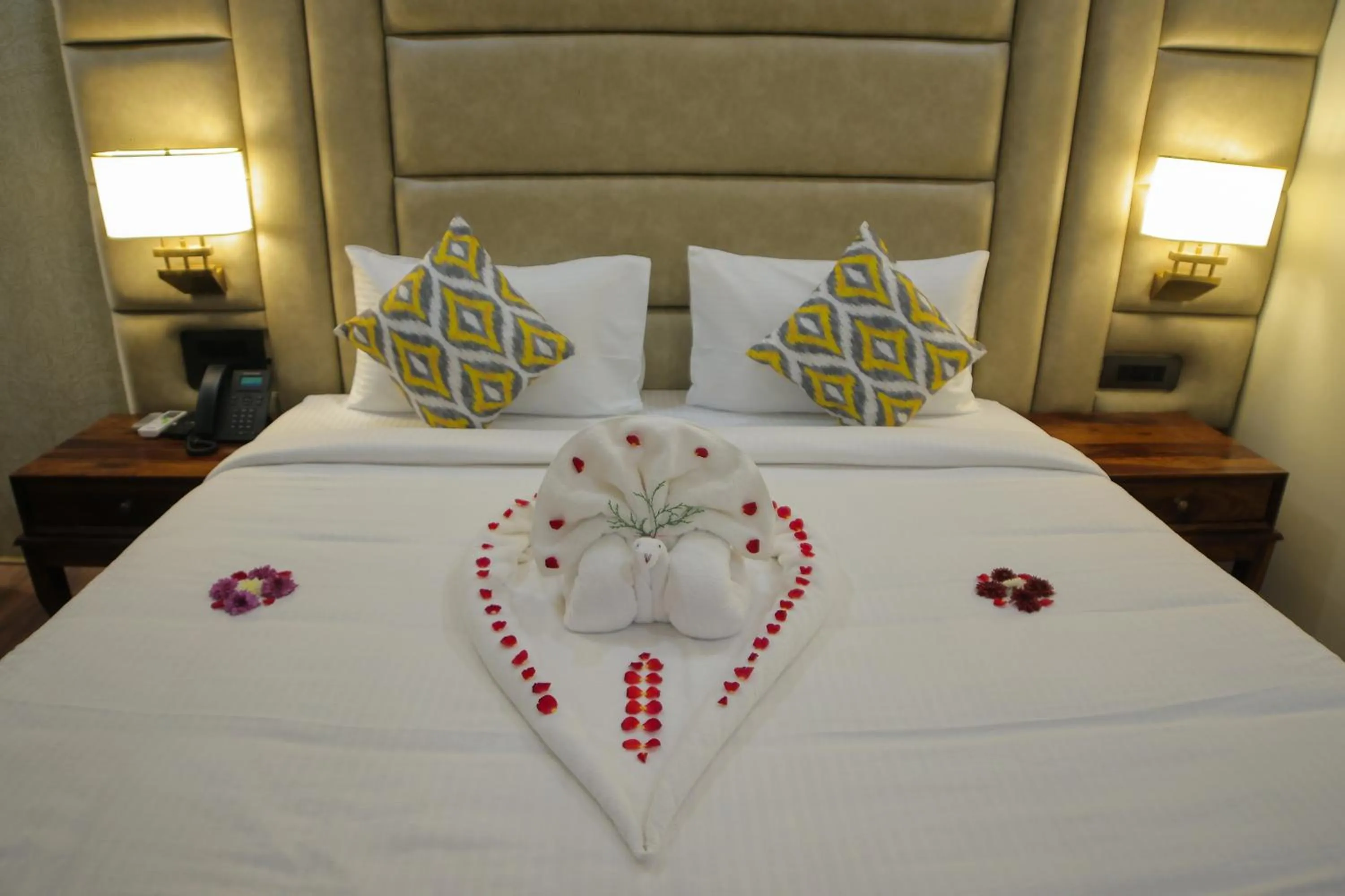 Bed in Lake Valley Resort and Spa Tirupati, 27 kms from Talakona Waterfall