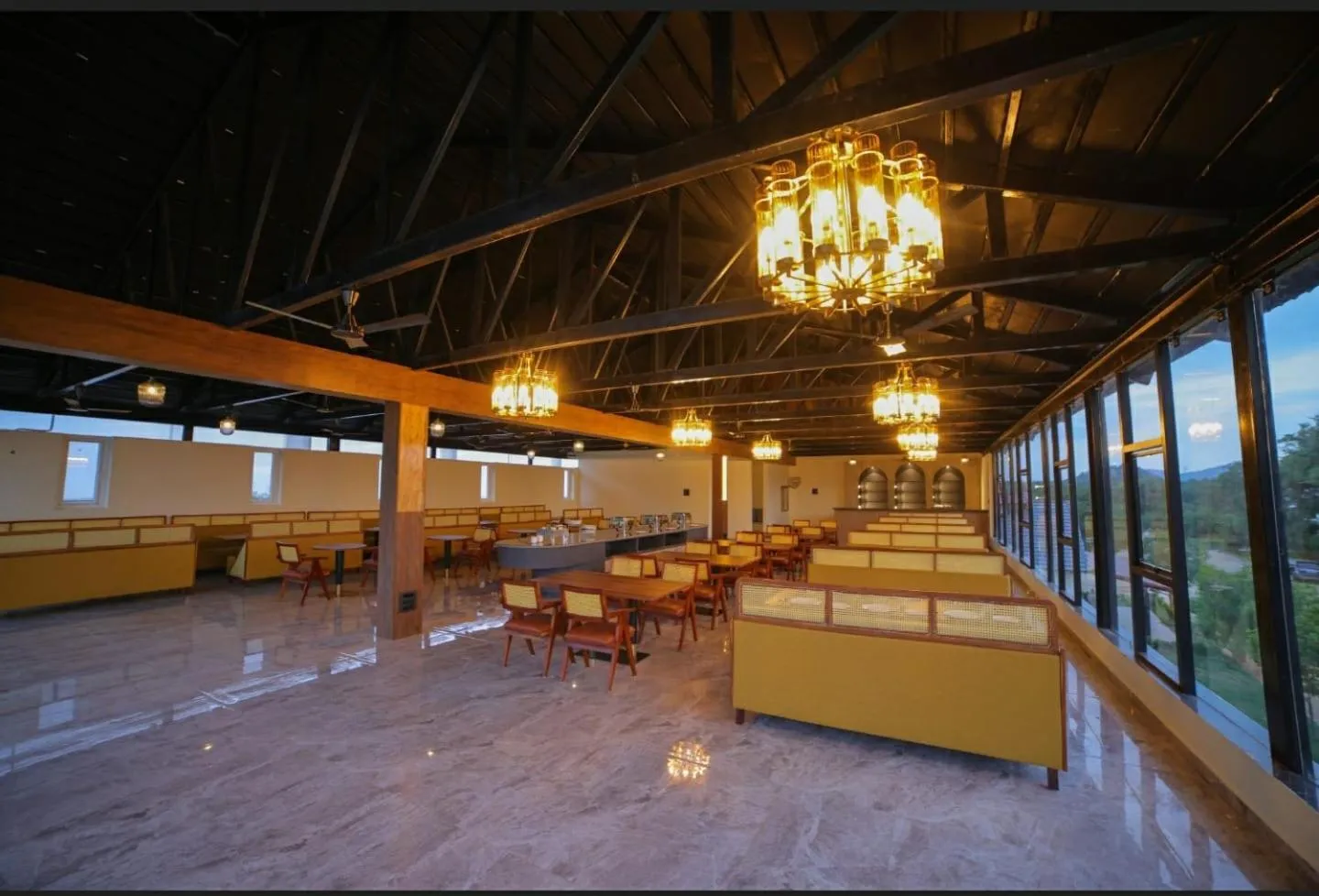 Restaurant/places to eat in Lake Valley Resort and Spa Tirupati, 27 kms from Talakona Waterfall