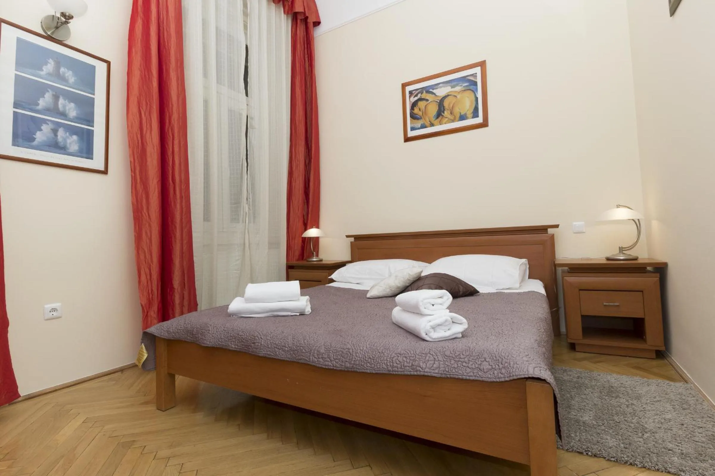 Photo of the whole room, Bed in Budapest Bed and Breakfast