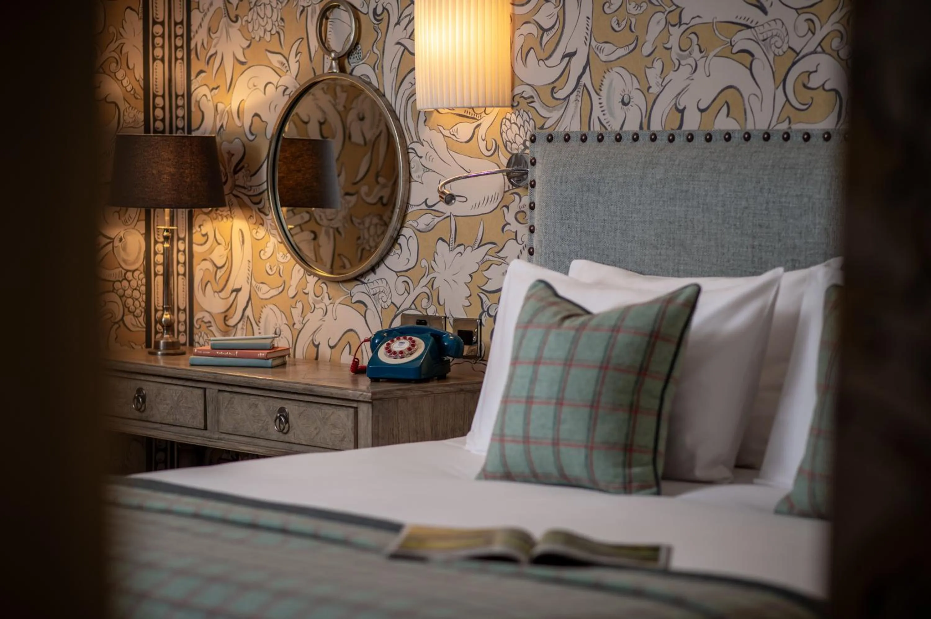 Bedroom, Bed in The Beverley Arms Hotel