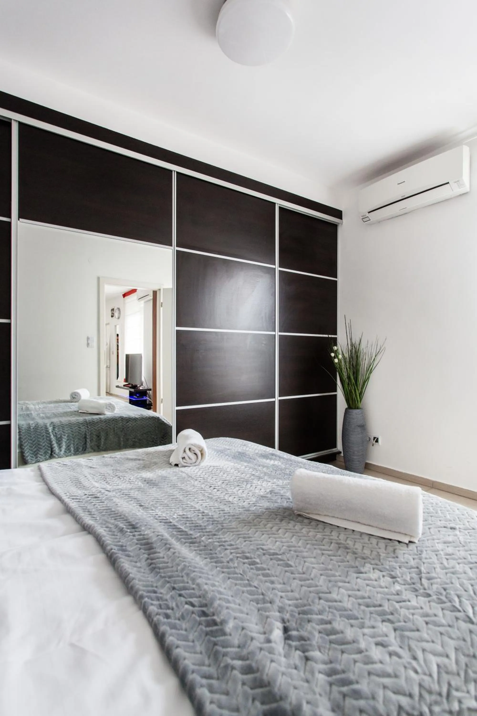 Bedroom, Bed in Grand Budapest Apartments