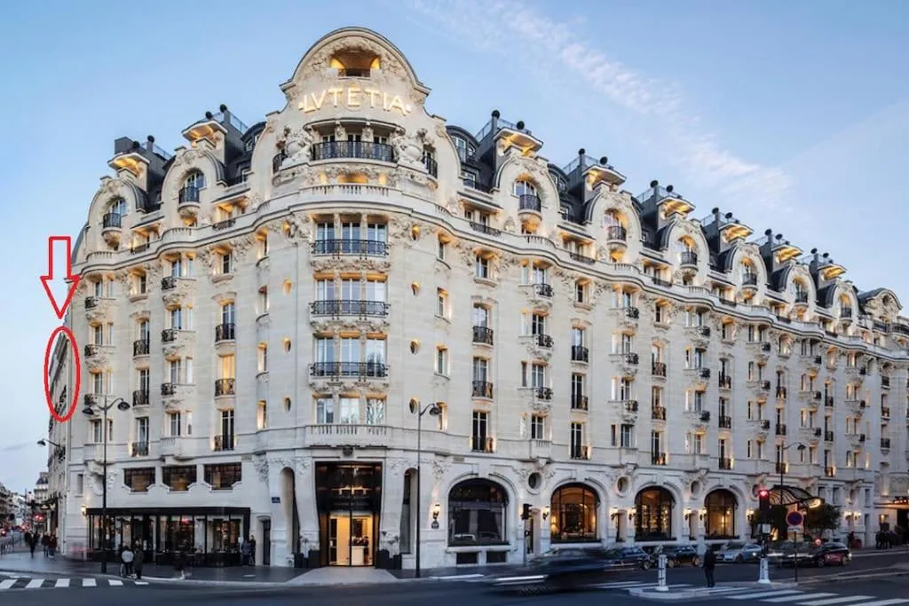 Exclusive Suite Parisian Palace