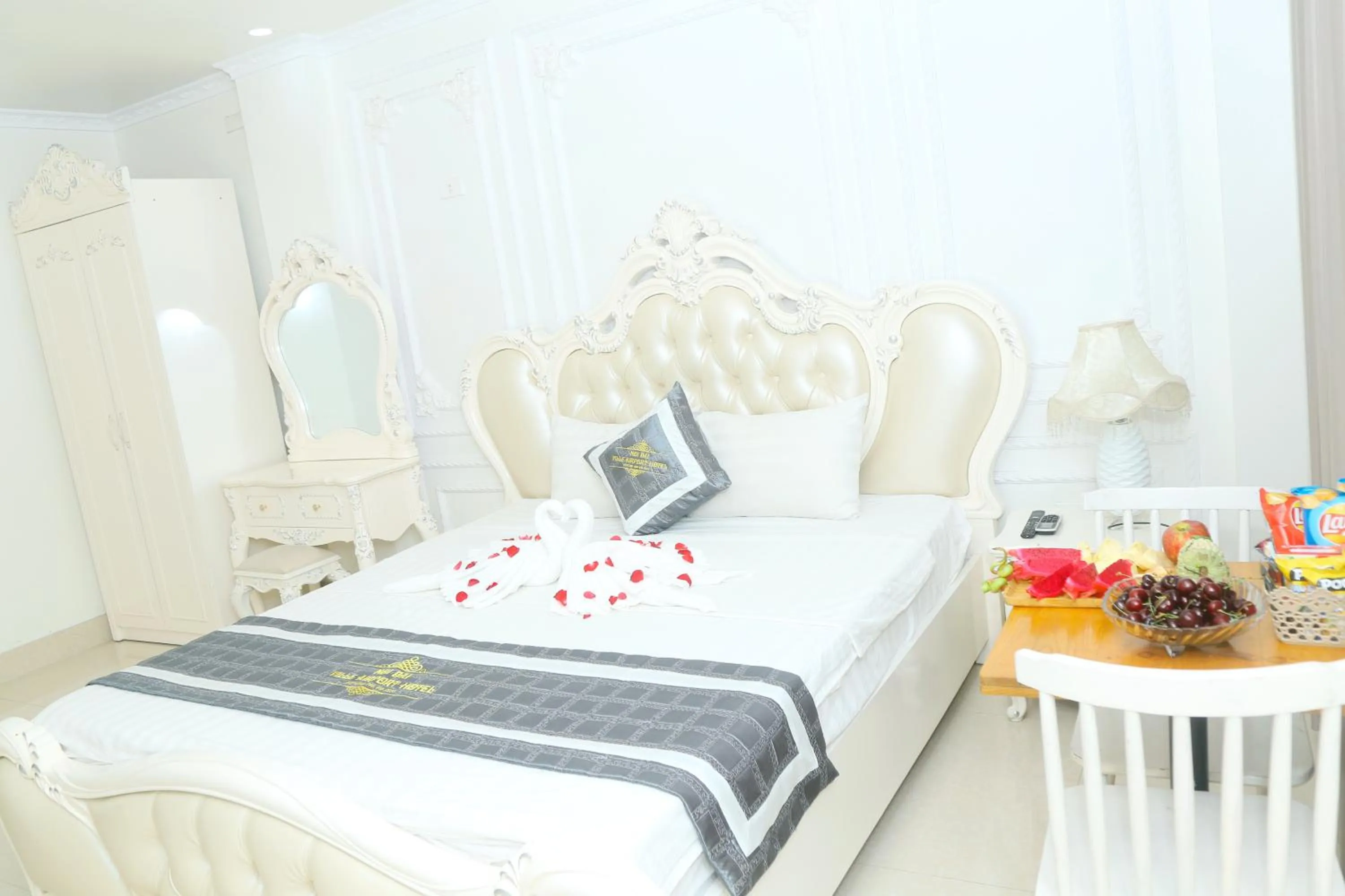 Bed in Noi Bai Ville Airport Hotel