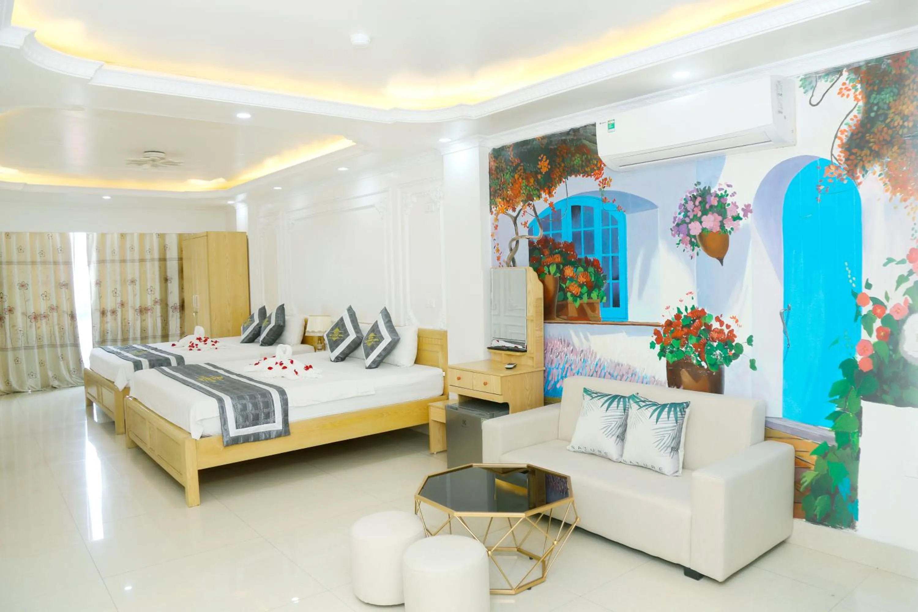 Photo of the whole room, Bed in Noi Bai Ville Airport Hotel