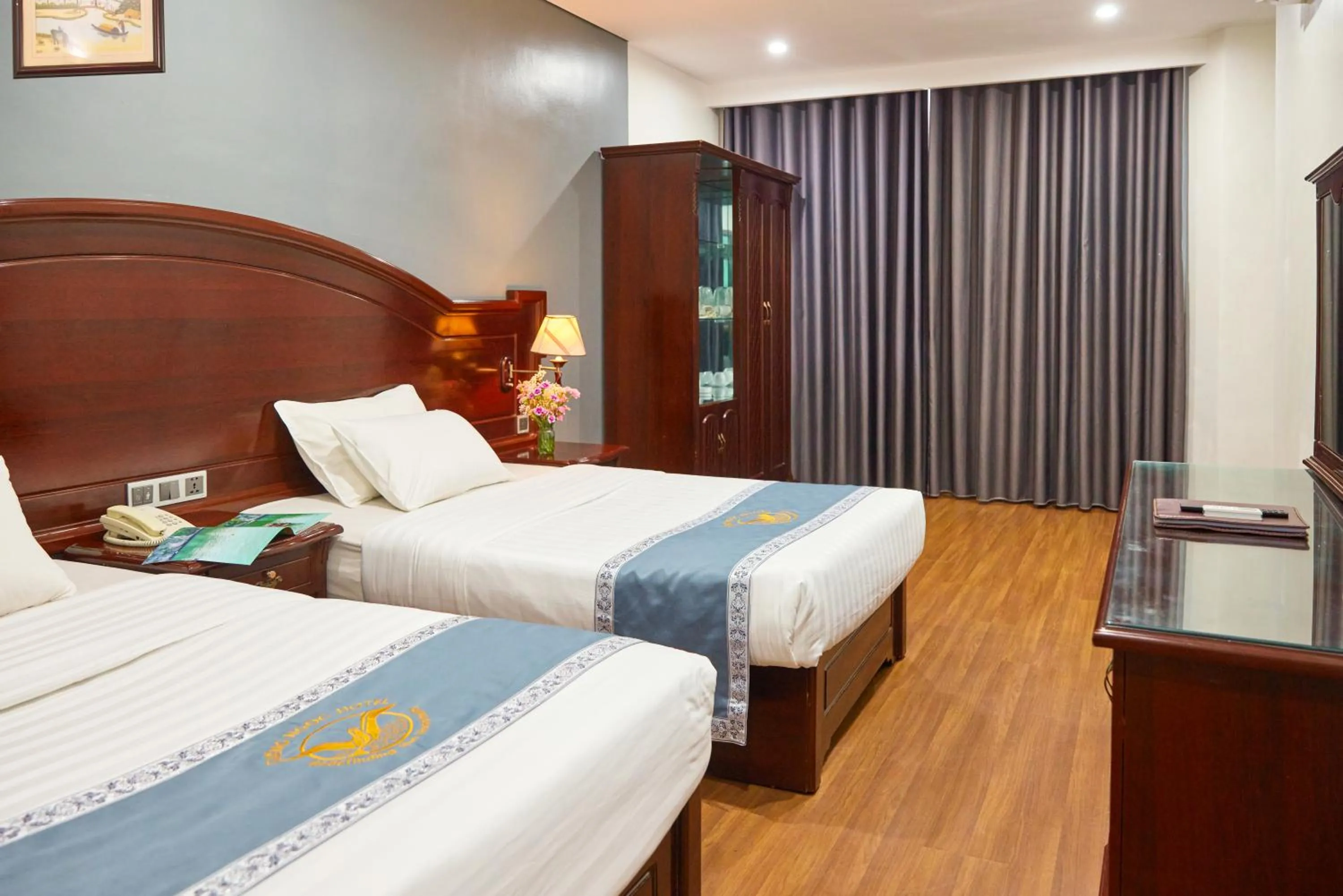 Bed in Gieng Ngoc Sea moutain View Cat Ba