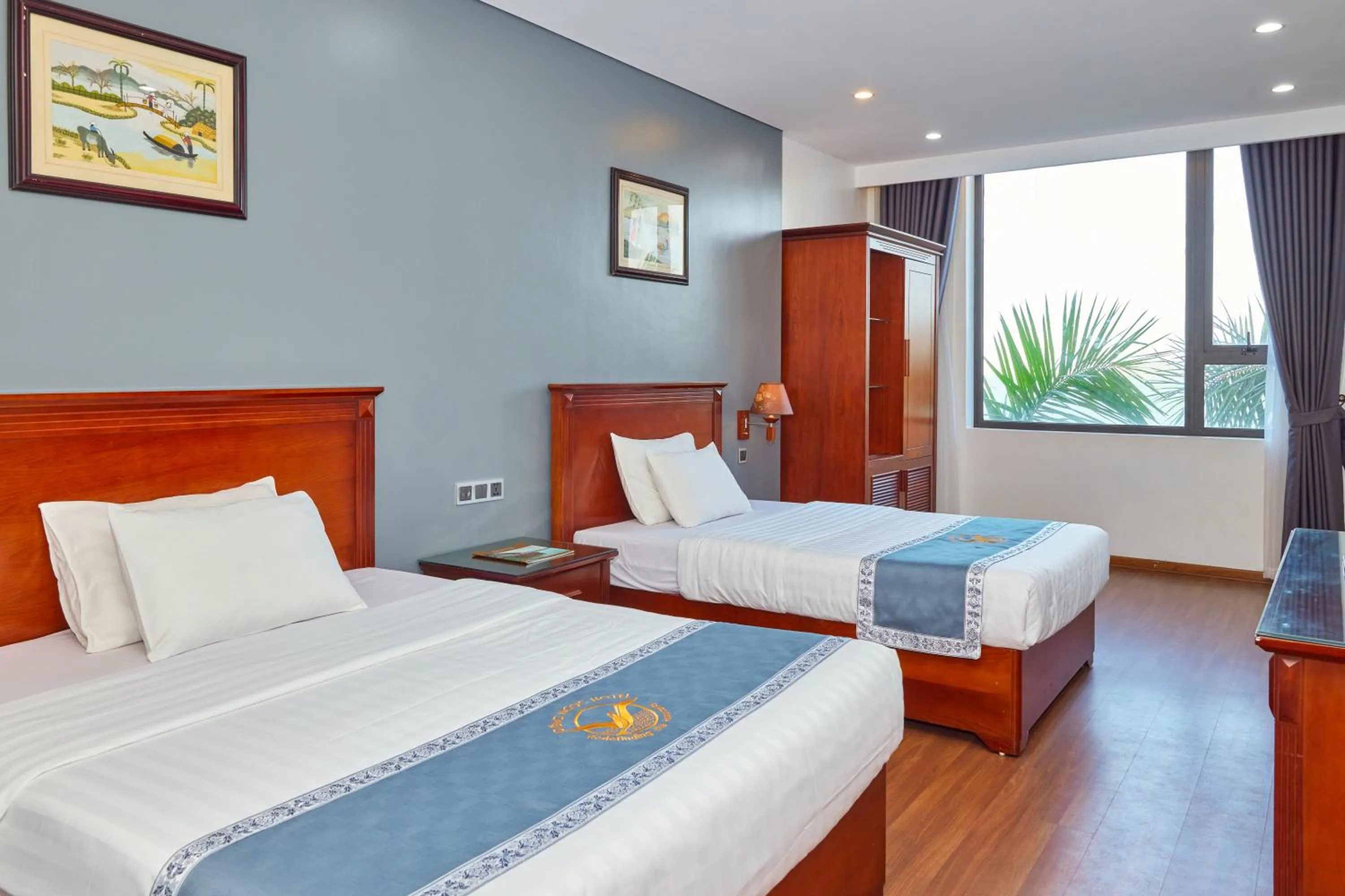 Bed in Gieng Ngoc Sea moutain View Cat Ba