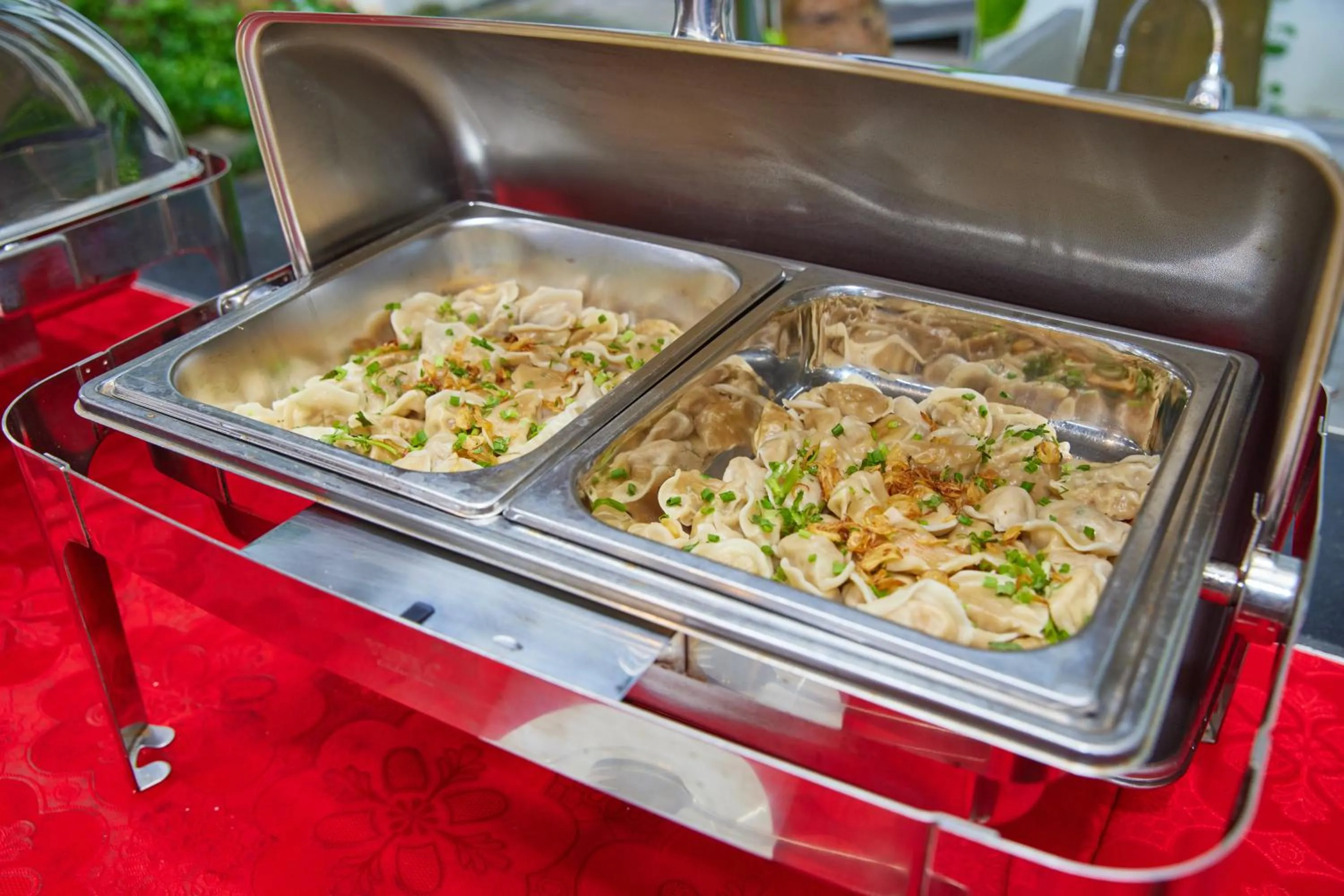 Restaurant/places to eat in Gieng Ngoc Sea moutain View Cat Ba