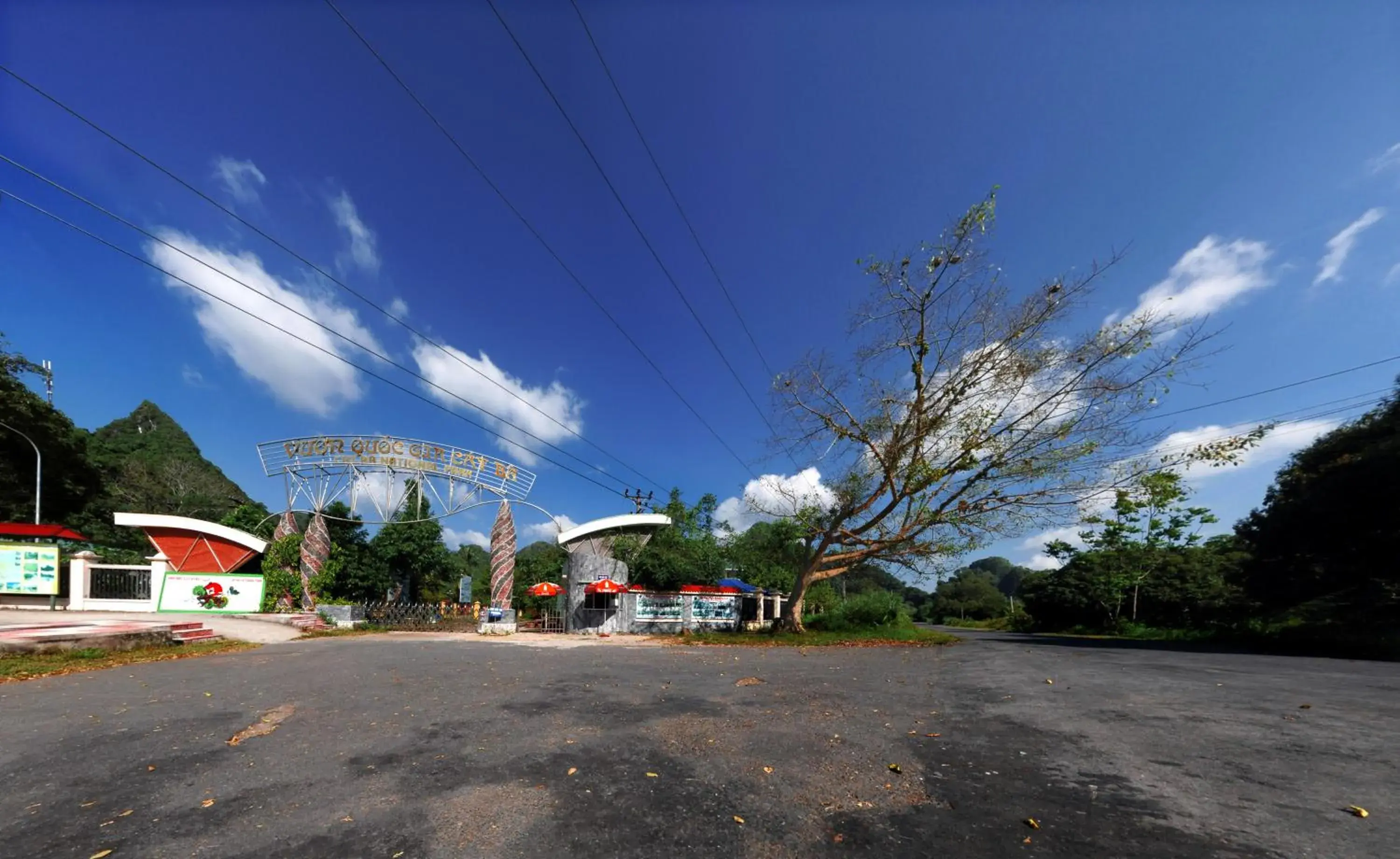 Property building in Gieng Ngoc Sea moutain View Cat Ba Property building in Gieng Ngoc Sea moutain View Cat Ba