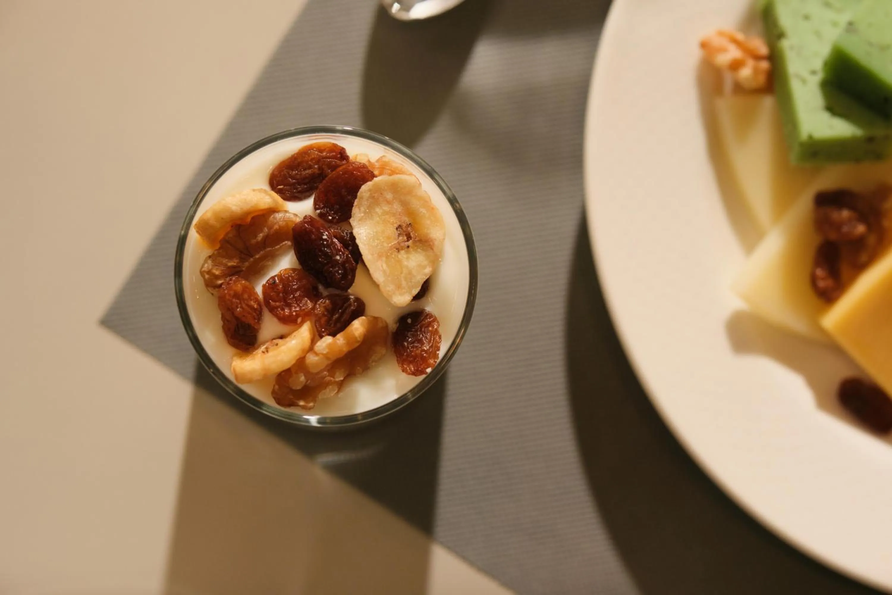 Restaurant/places to eat in 1881 Madrid Ventas Hotel