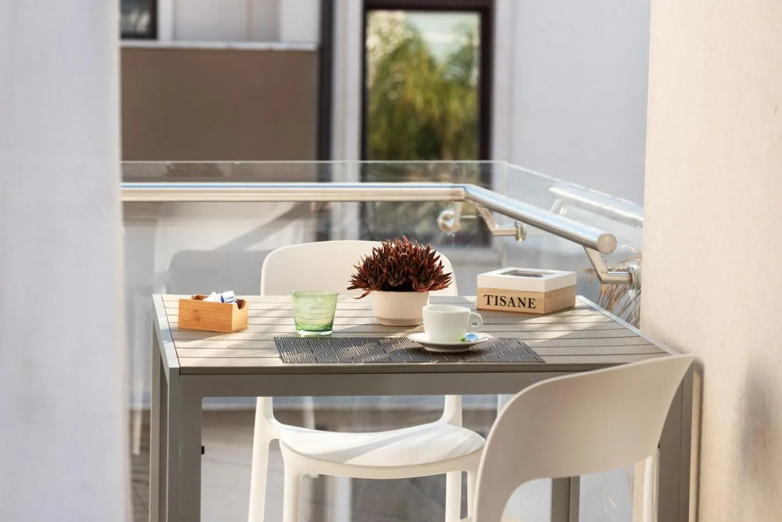 Property building in B&B White con Parcheggio Privato