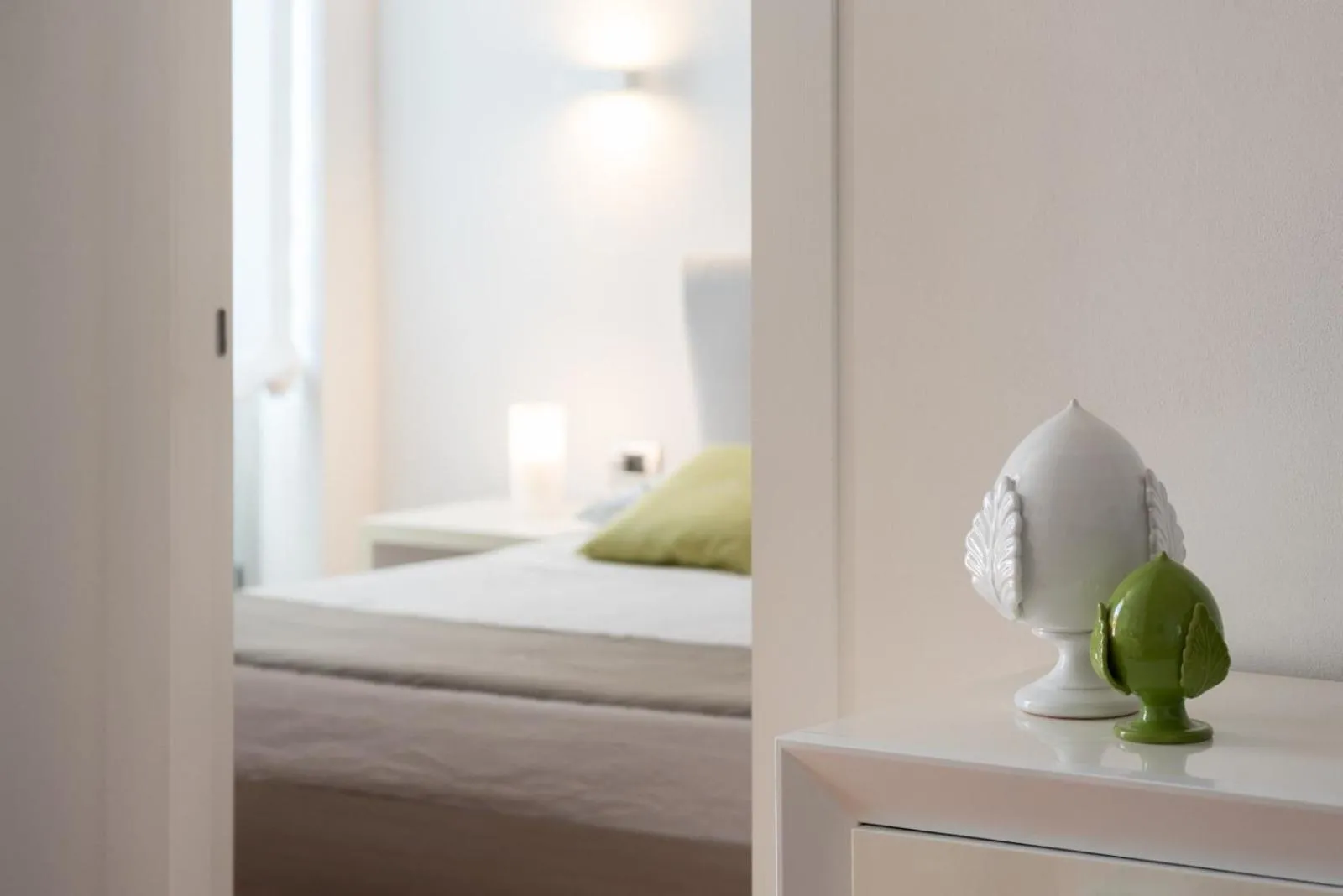 Decorative detail, Bed in B&B White con Parcheggio Privato