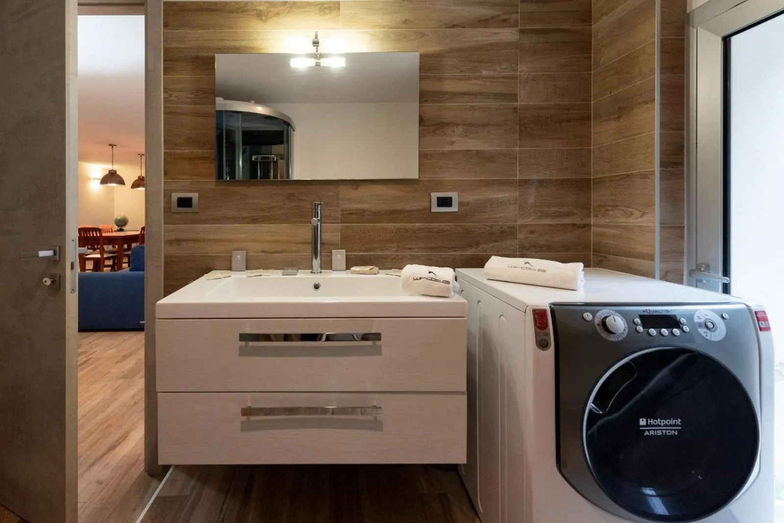Bathroom in B&B White con Parcheggio Privato