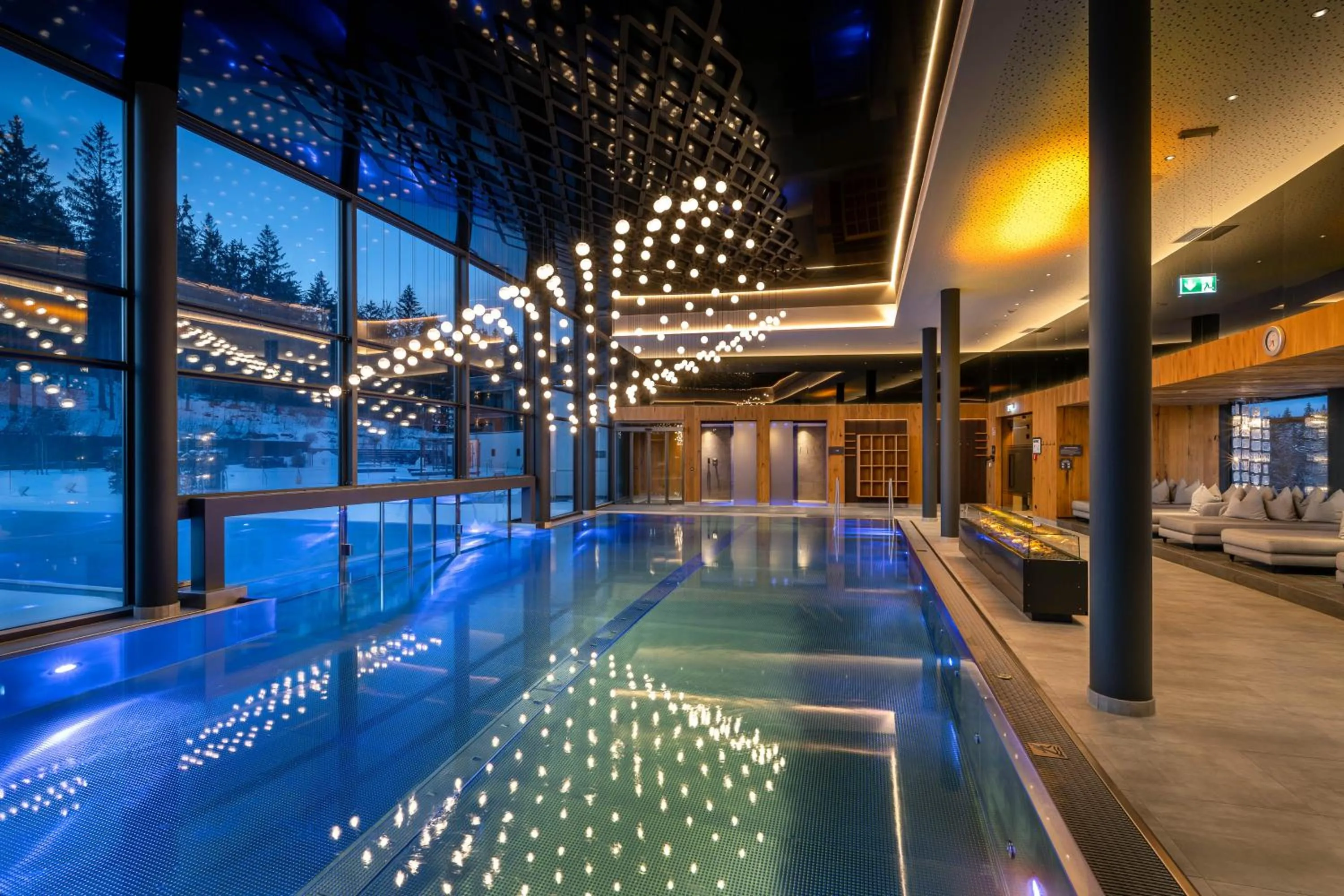 Swimming pool in Wellness & Naturresort Reischlhof