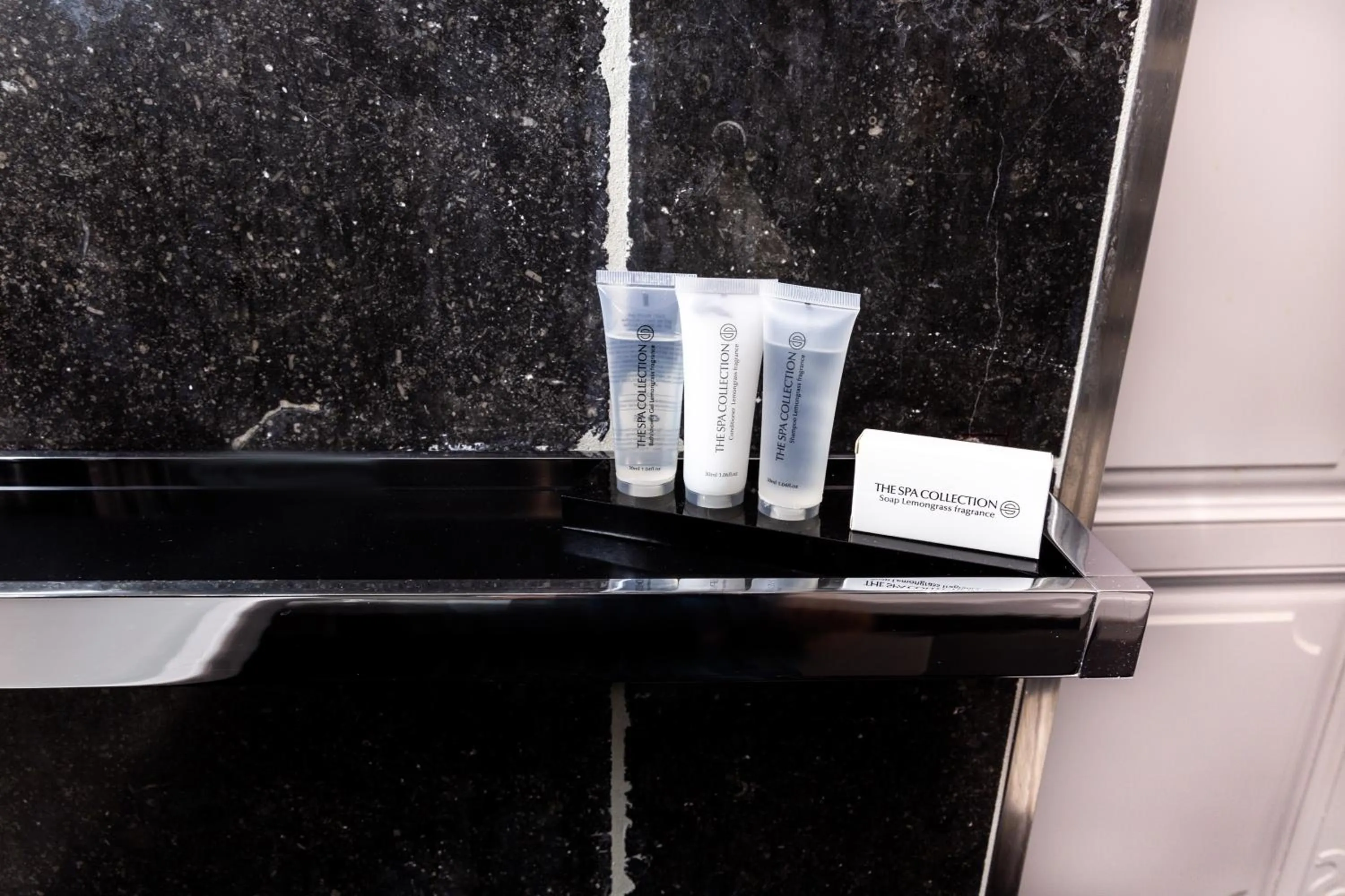 Bathroom in Prijeko Palace