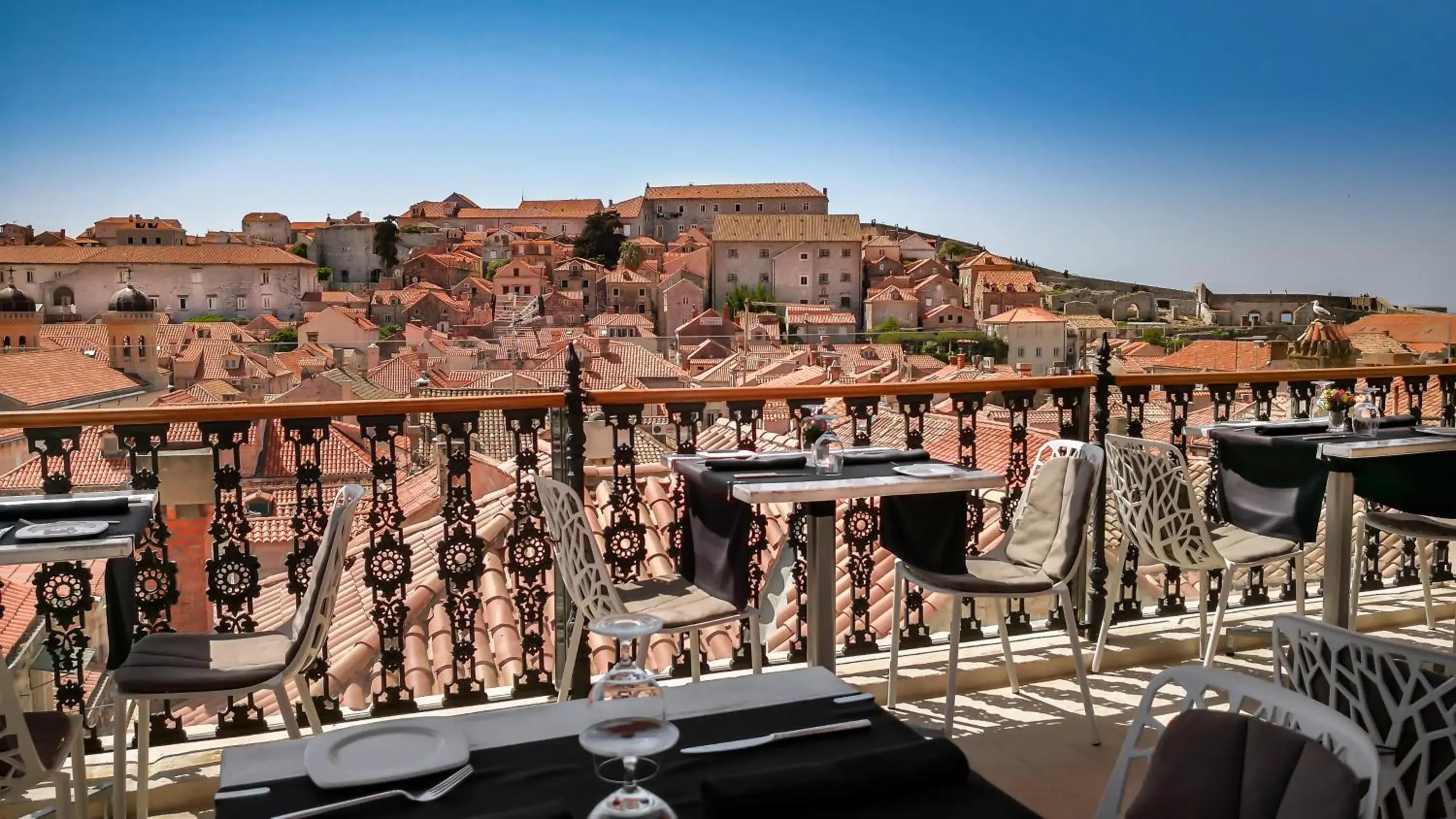 Restaurant/places to eat in Prijeko Palace Restaurant/places to eat in Prijeko Palace