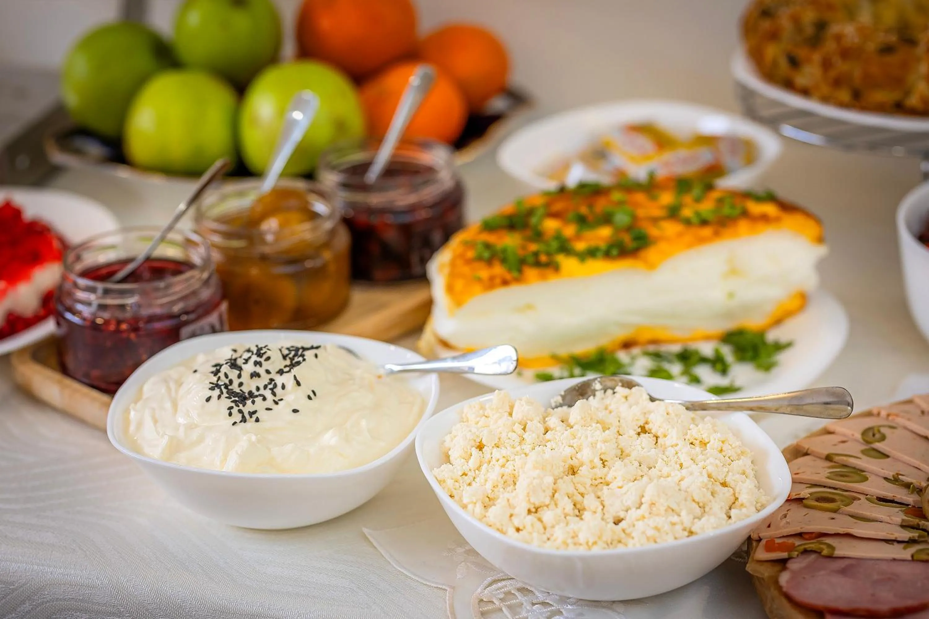 Food and drinks in Taniqinn Dilijan Hotel