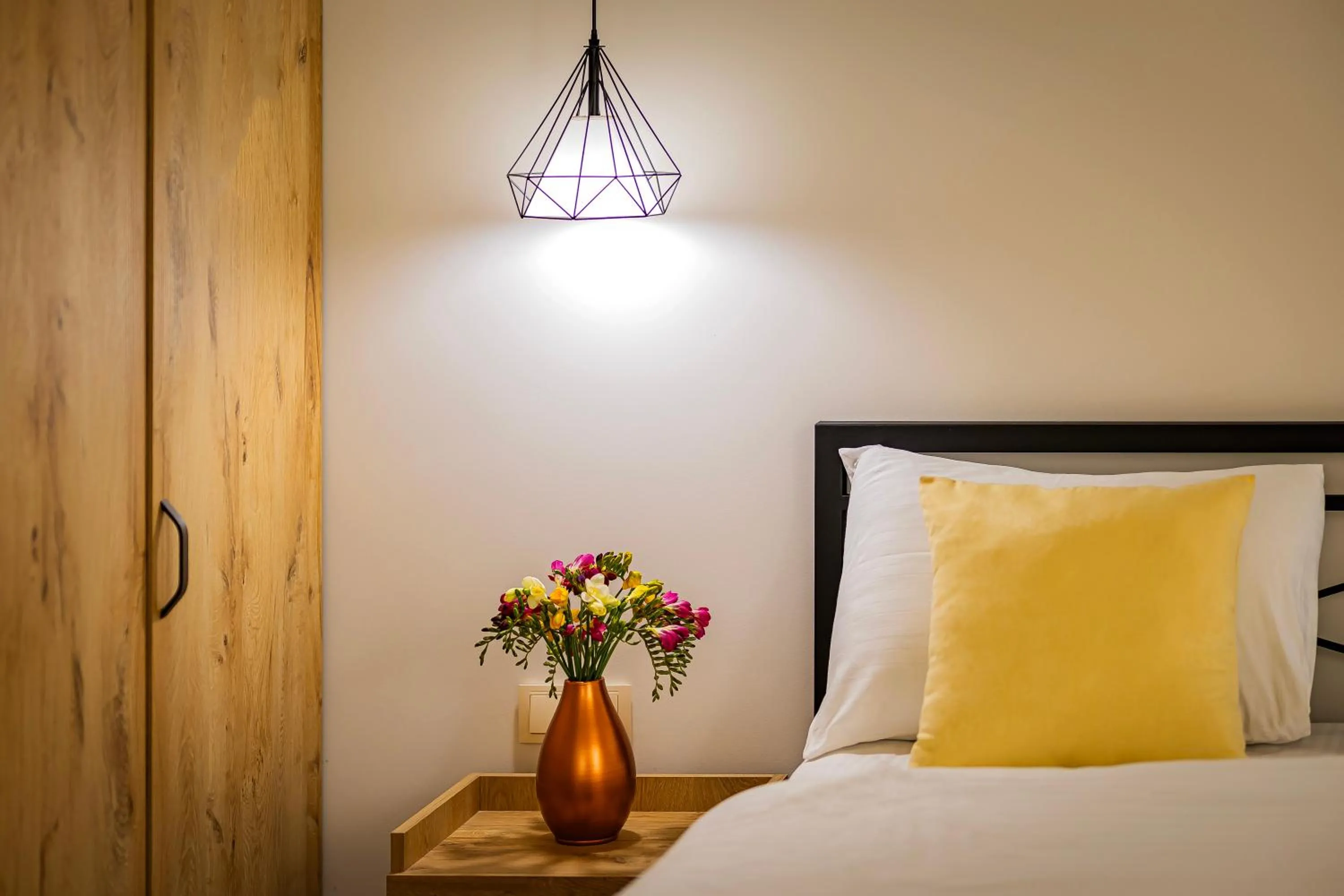 Bed in Taniqinn Dilijan Hotel