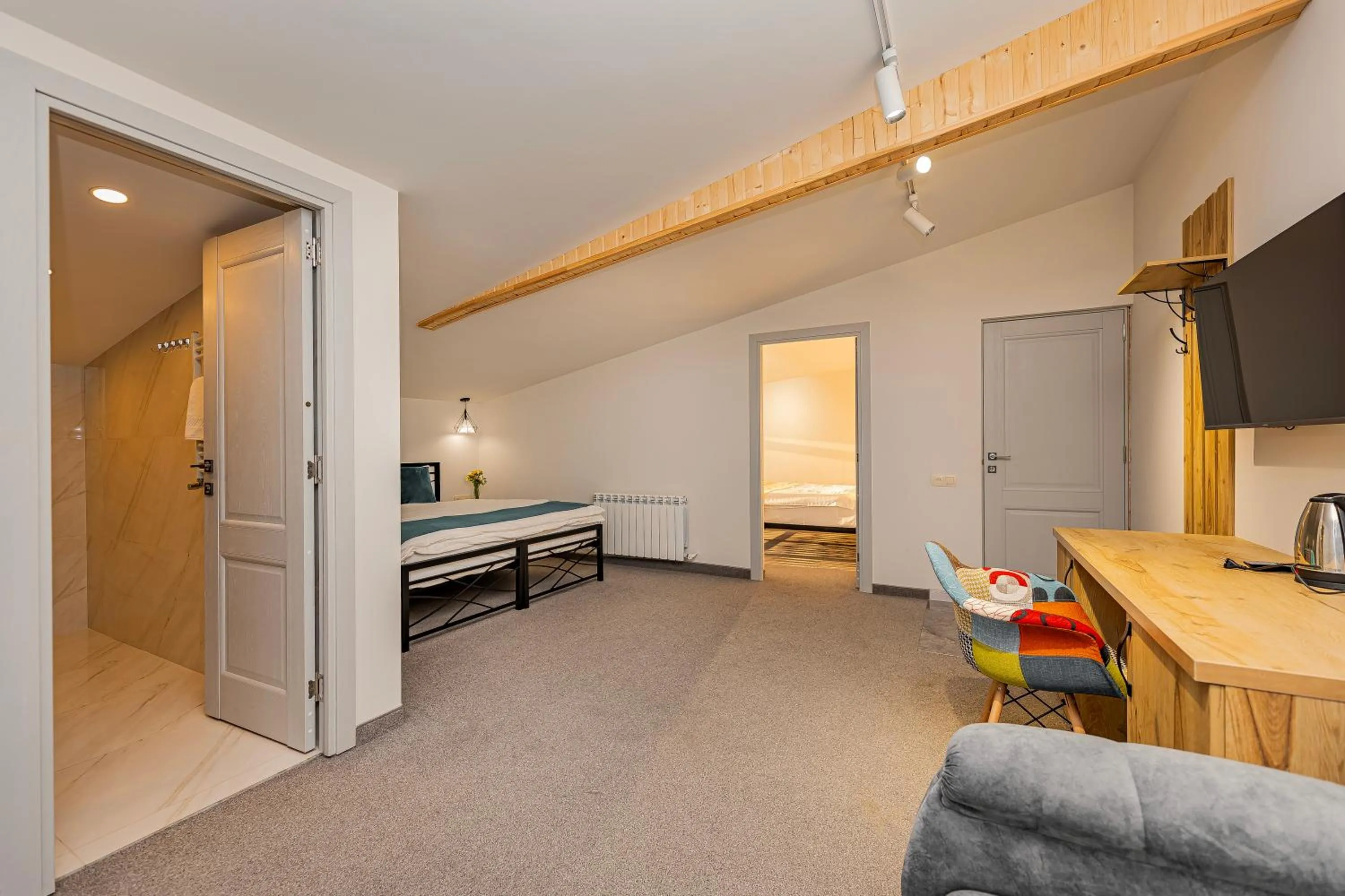 Photo of the whole room, Bed in Taniqinn Dilijan Hotel