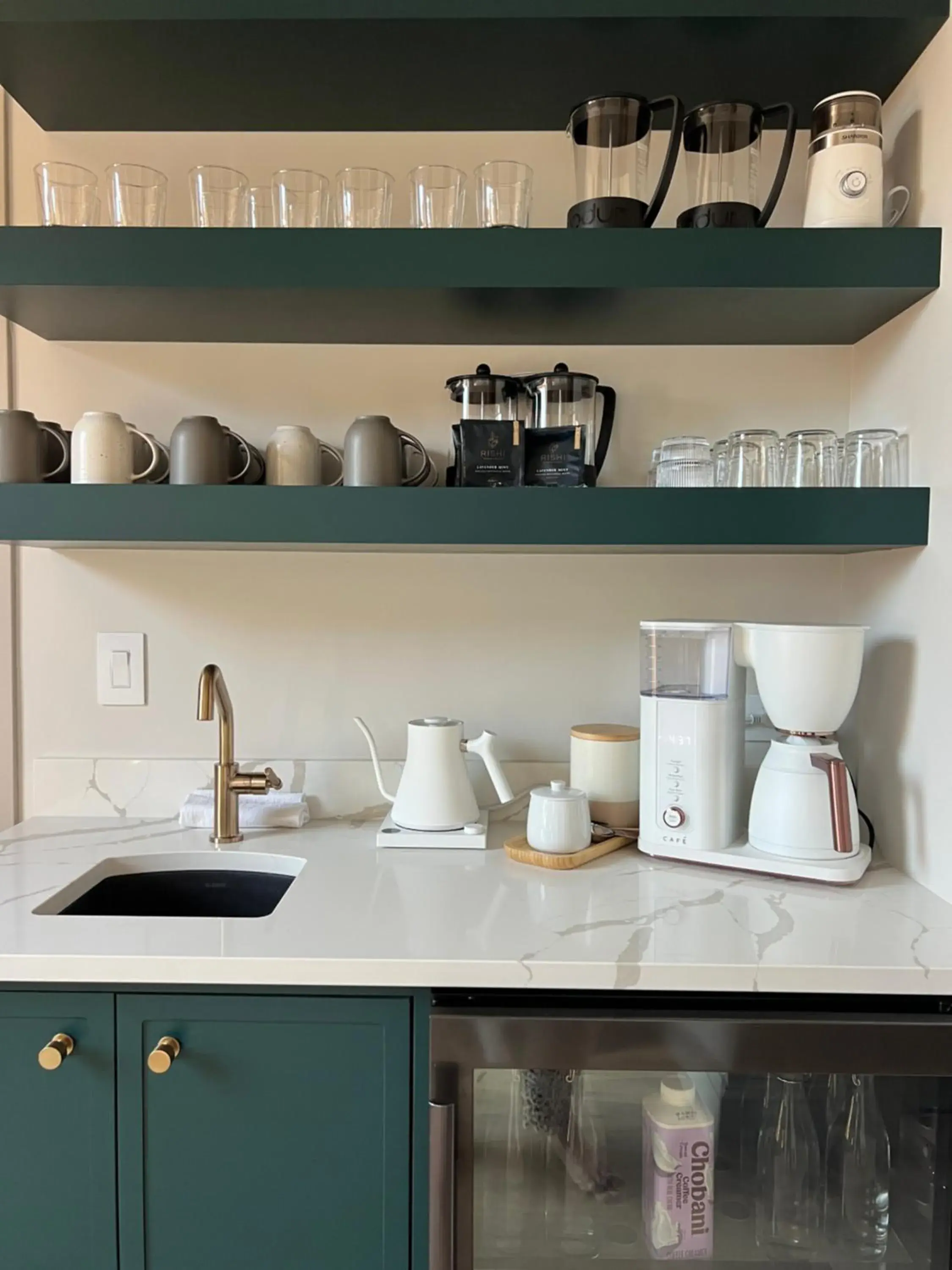 Suite with Lake View in St. James Social Suite with Lake View in St. James Social