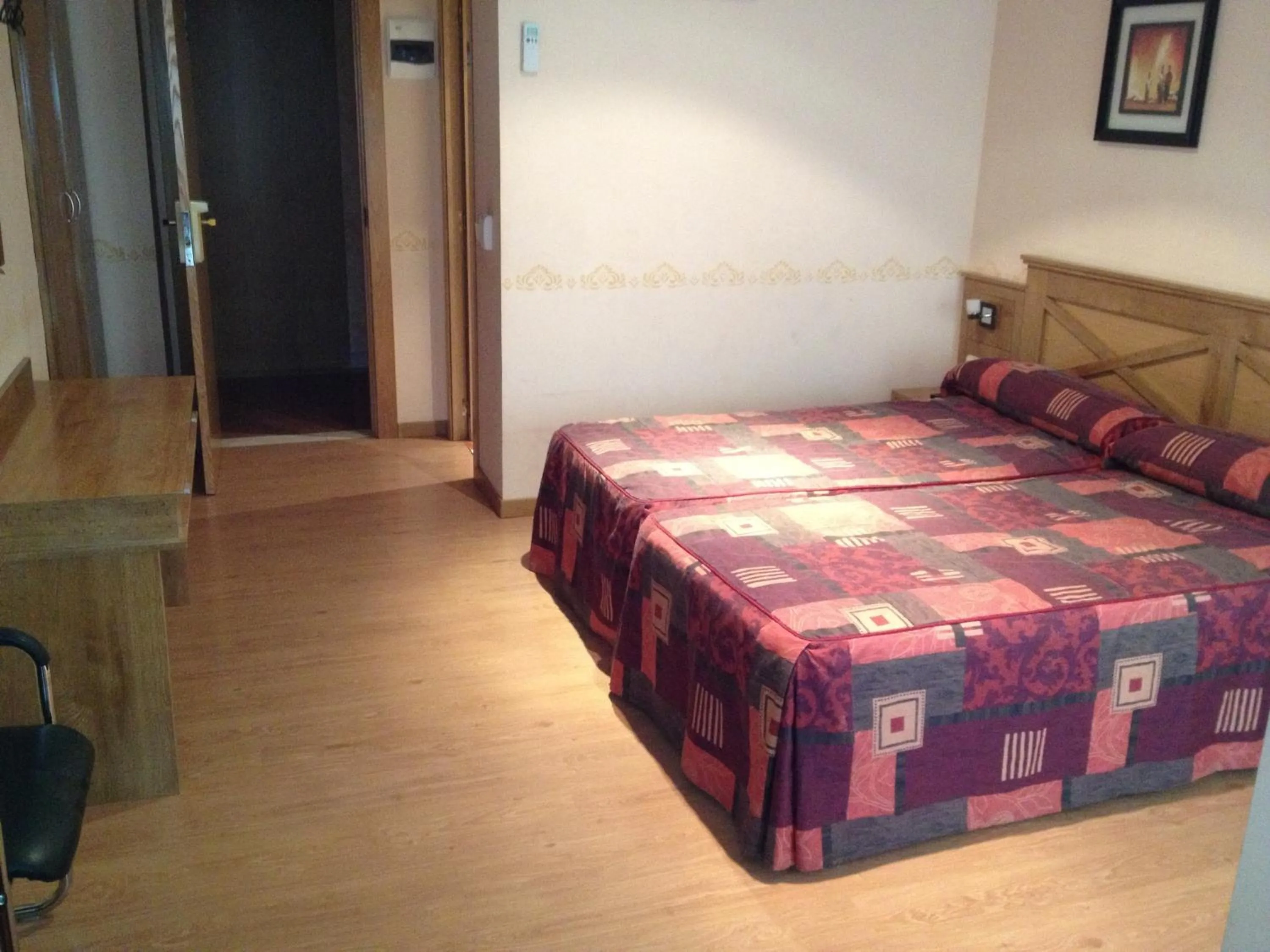 TV and multimedia in Hotel Don Angel