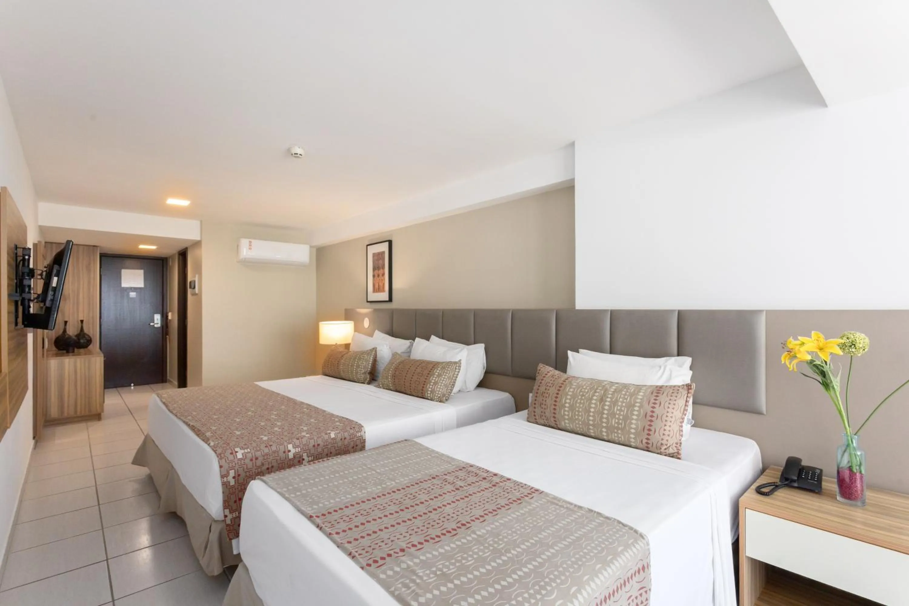 Bed in HY Apartaments & Hotels-Boa Viagem