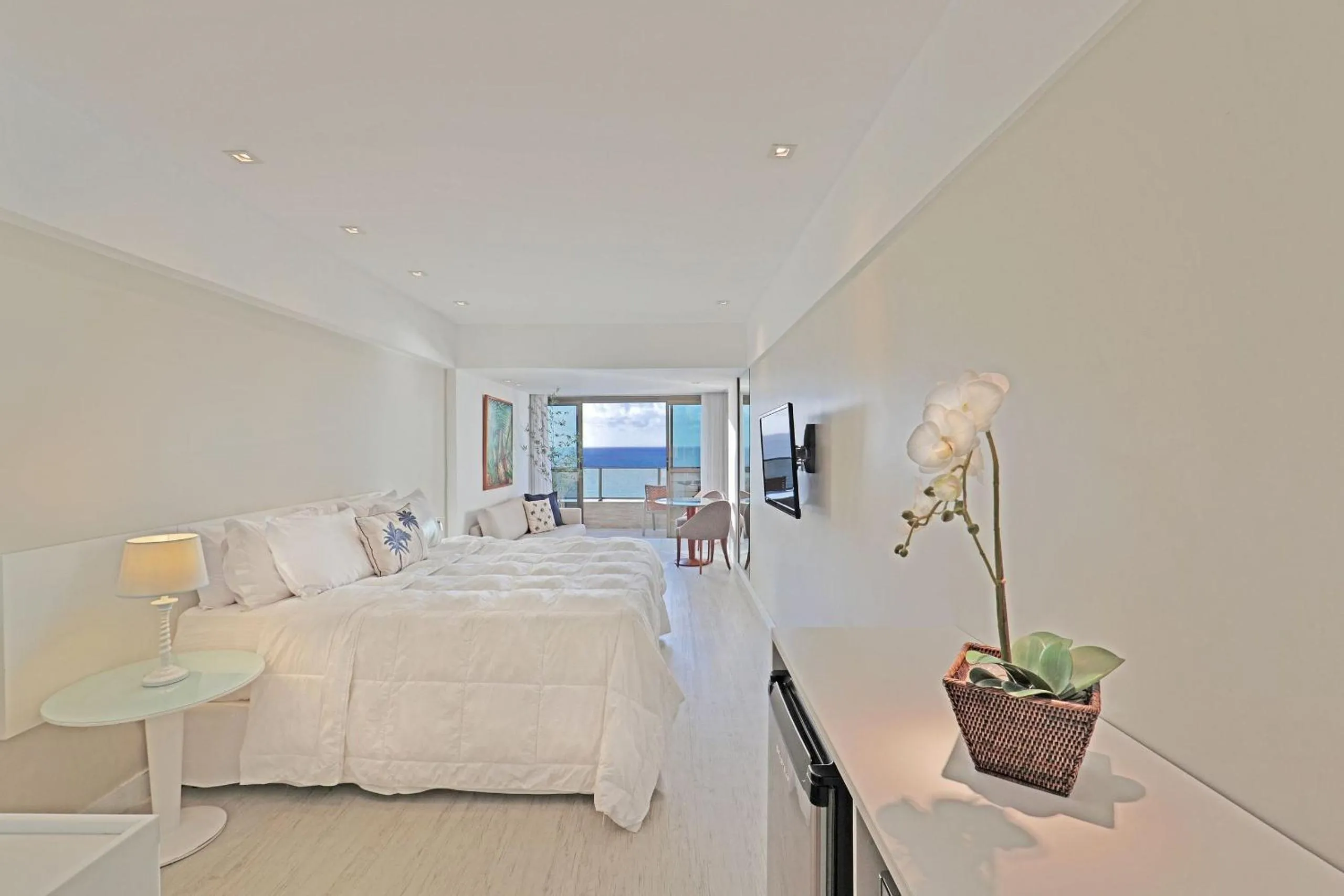 Bed in HY Apartments & Hotels