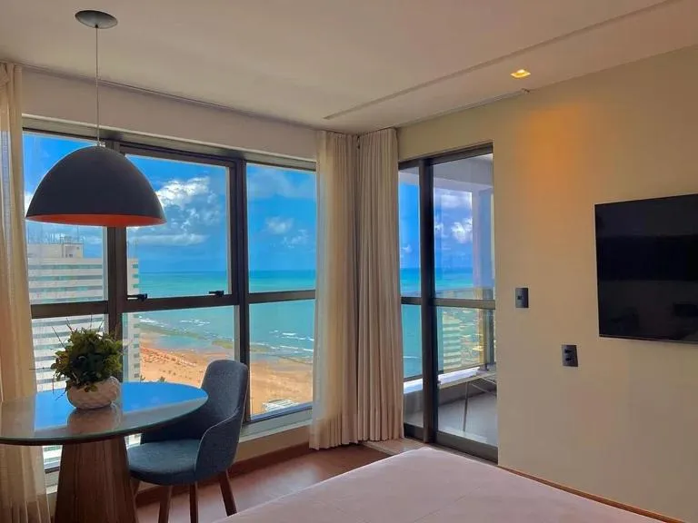 Balcony/Terrace, Bed in HY Apartments & Hotels