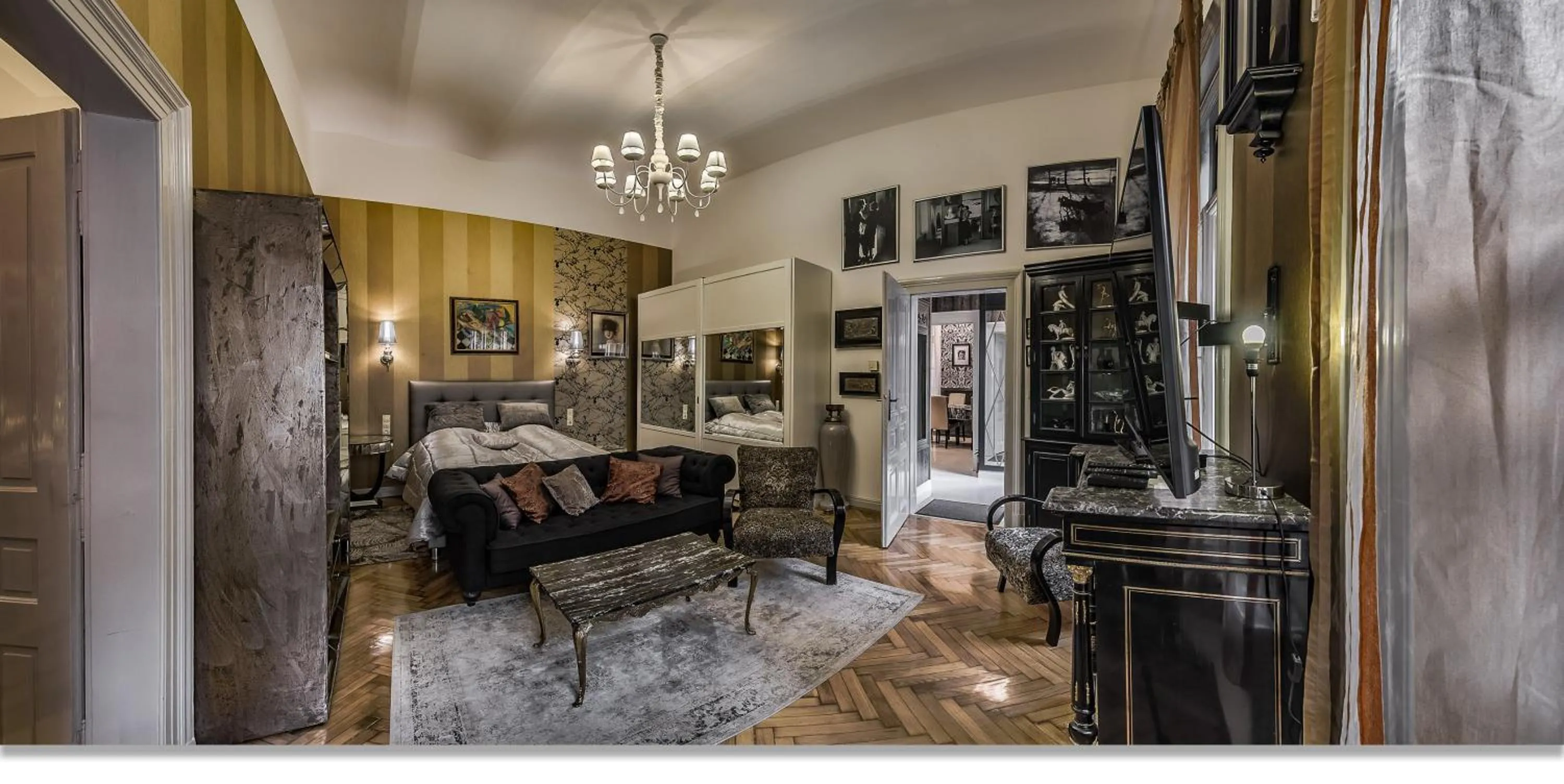 Boudoir Budapest Apartment