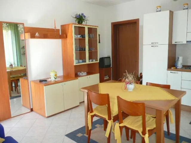 Kitchen or kitchenette in Villaggio Cristina 2 - Agenzia Cocal