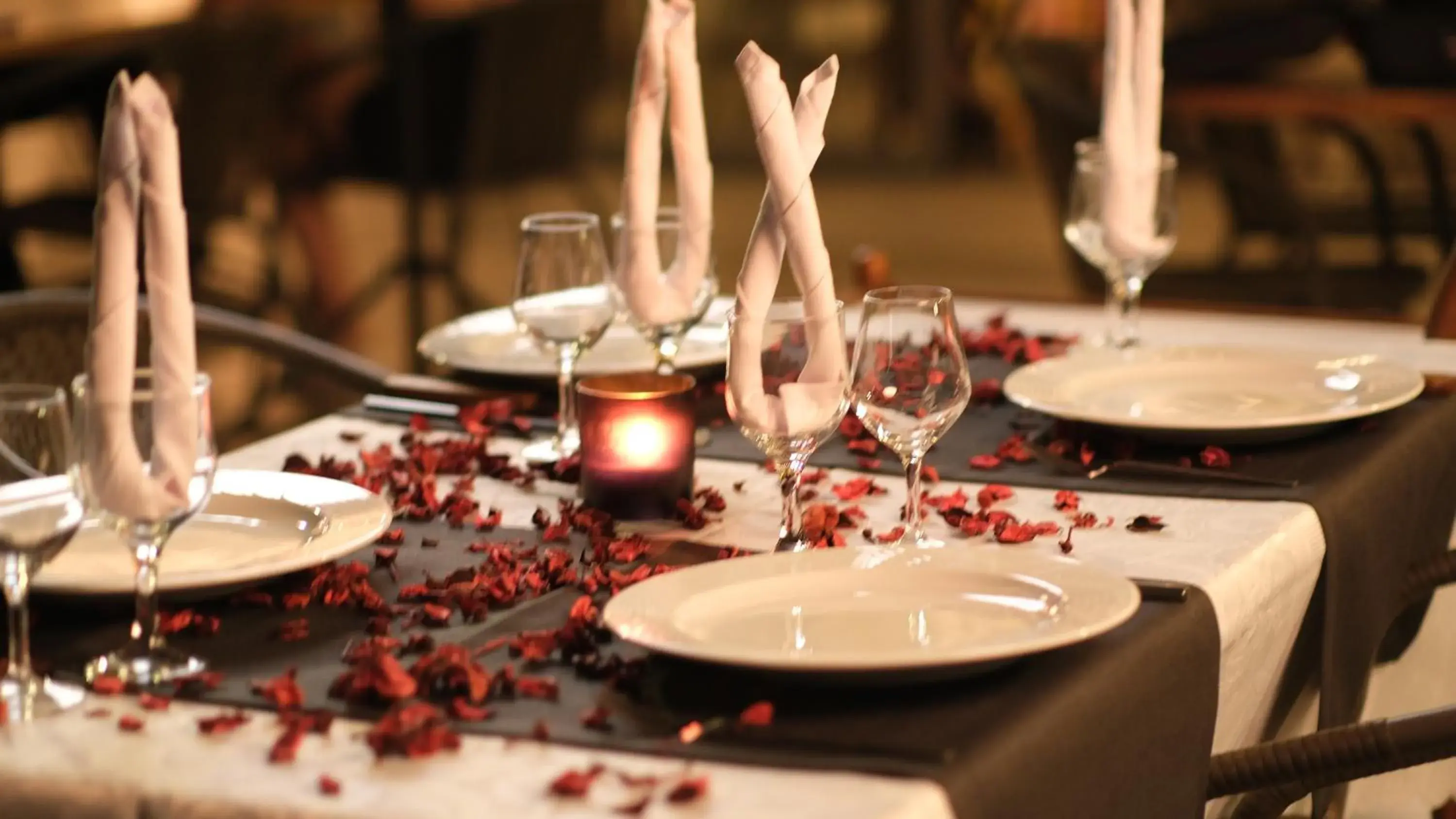 Restaurant/places to eat in Ni Marin Hotel Restaurant/places to eat in Ni Marin Hotel