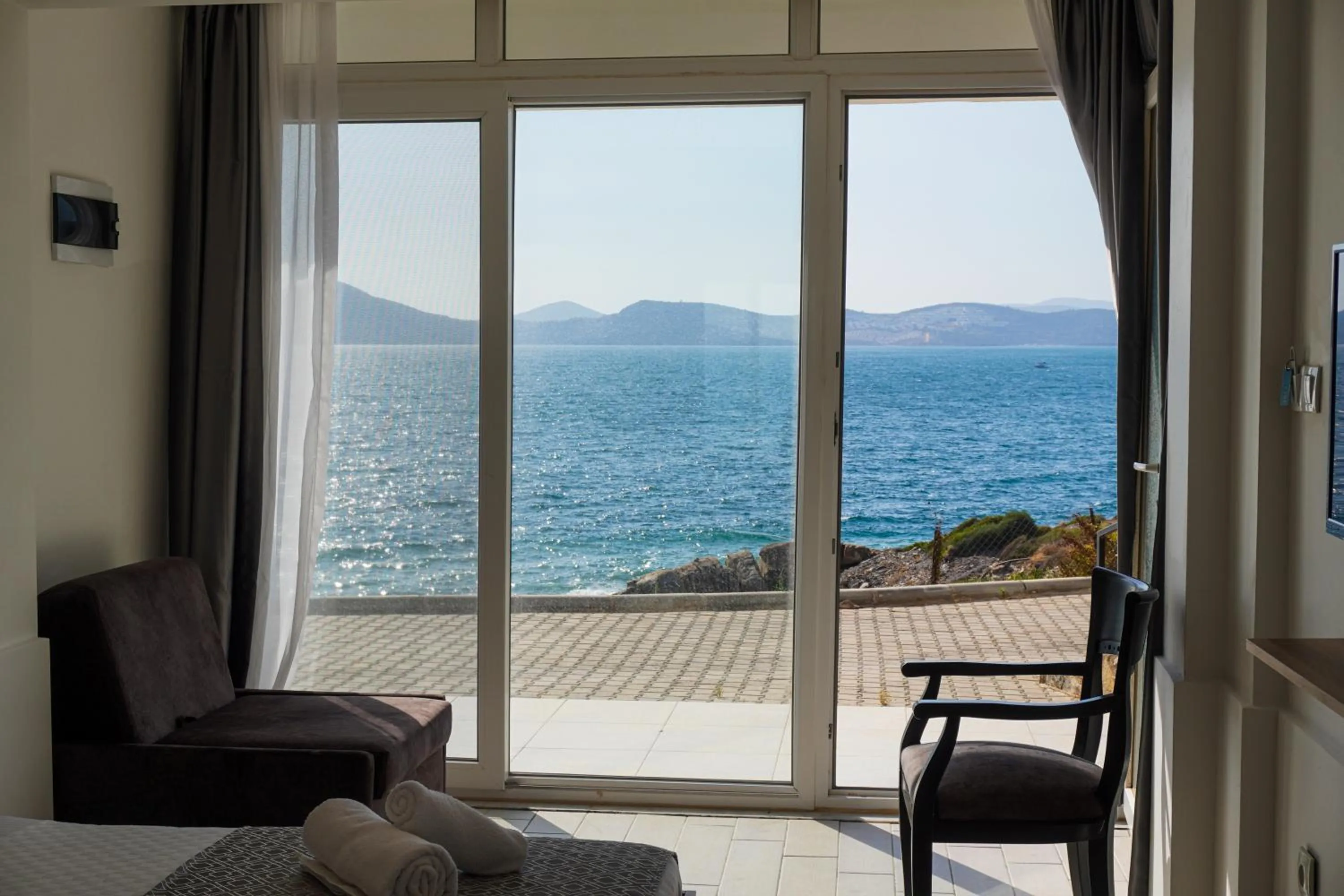 Photo of the whole room in Ni Marin Hotel