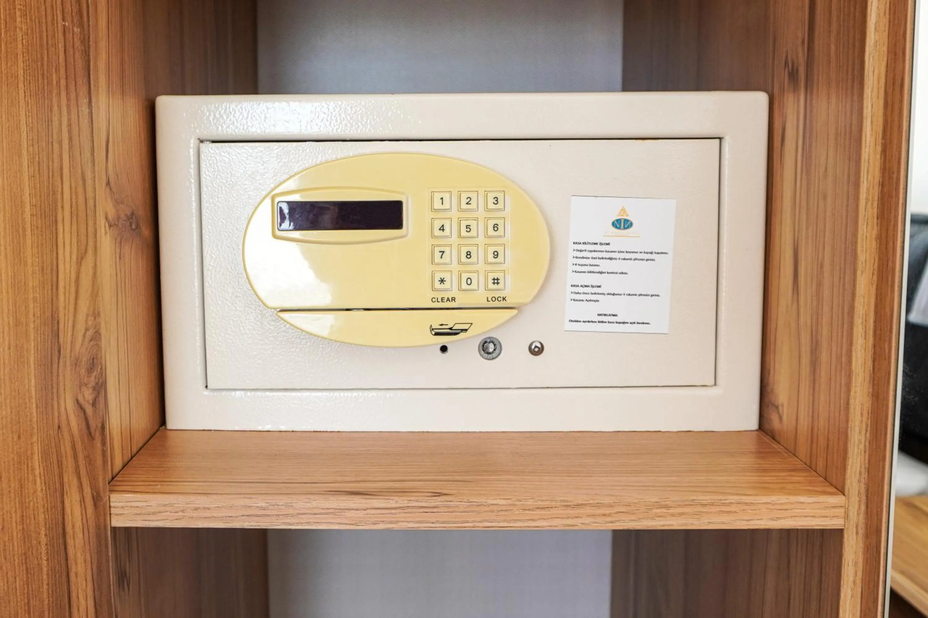 safe in Ni Marin Hotel