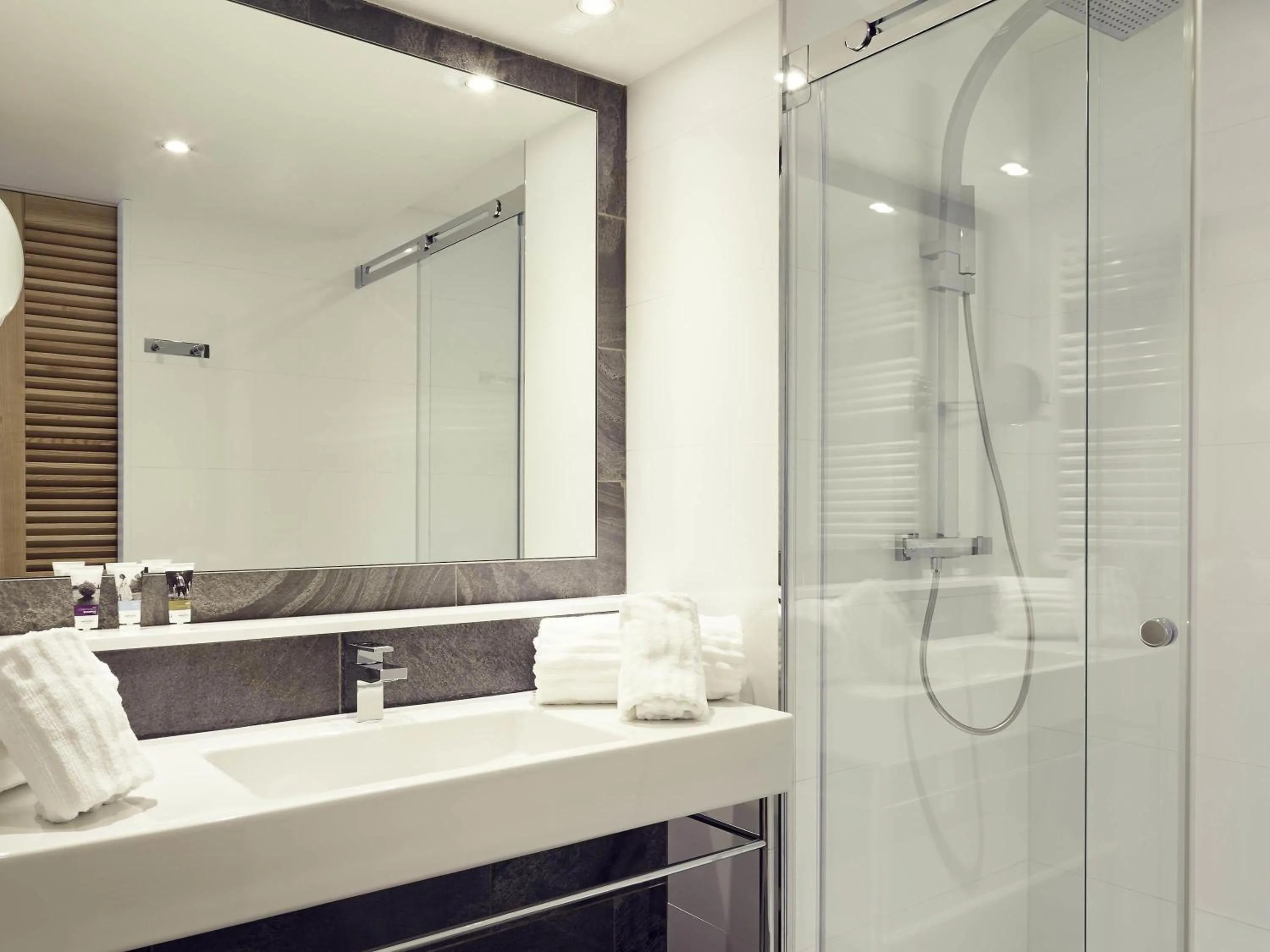 Bedroom in Mercure Hotel Golf Cap d'Agde