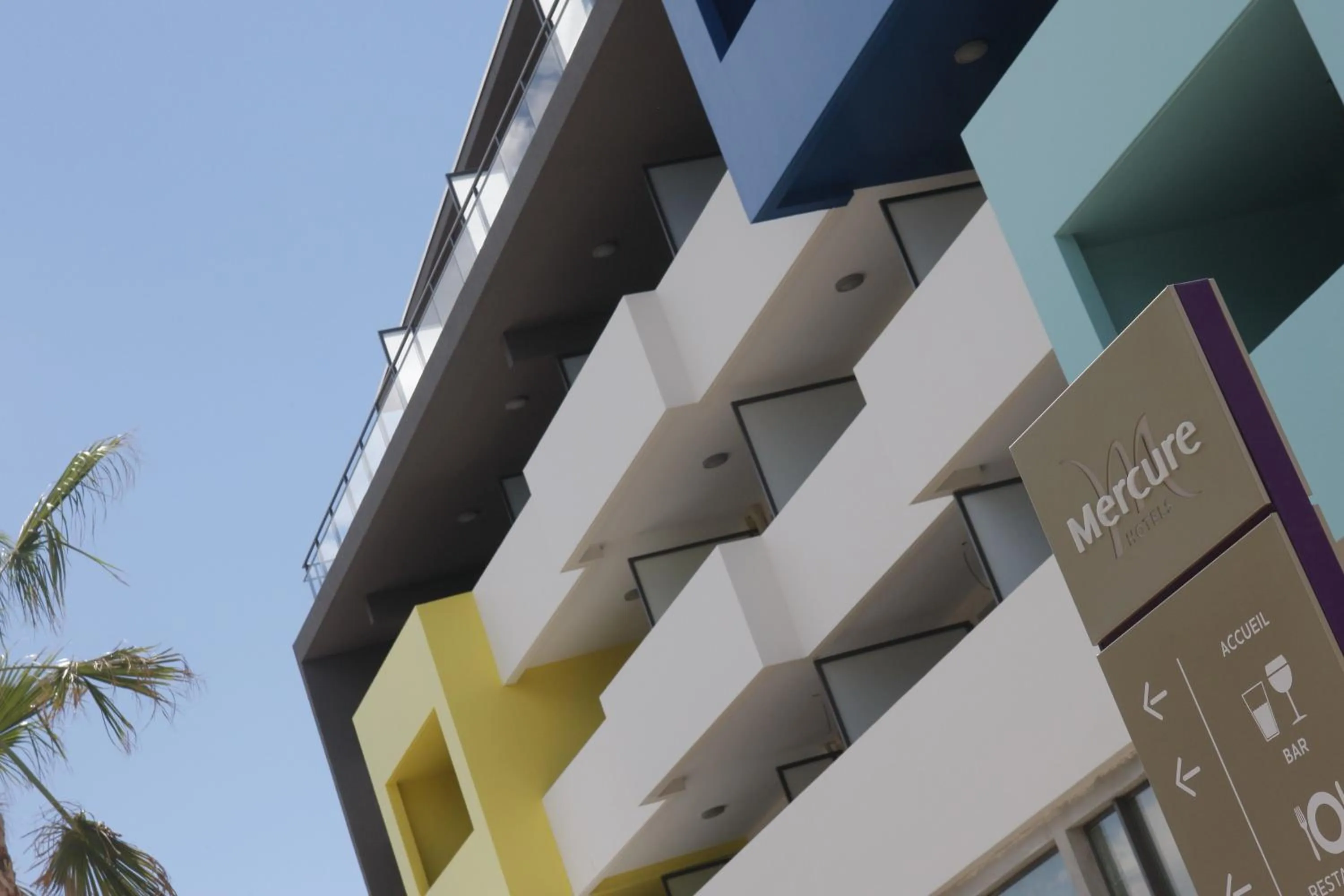 Facade/entrance in Mercure Hotel Golf Cap d'Agde