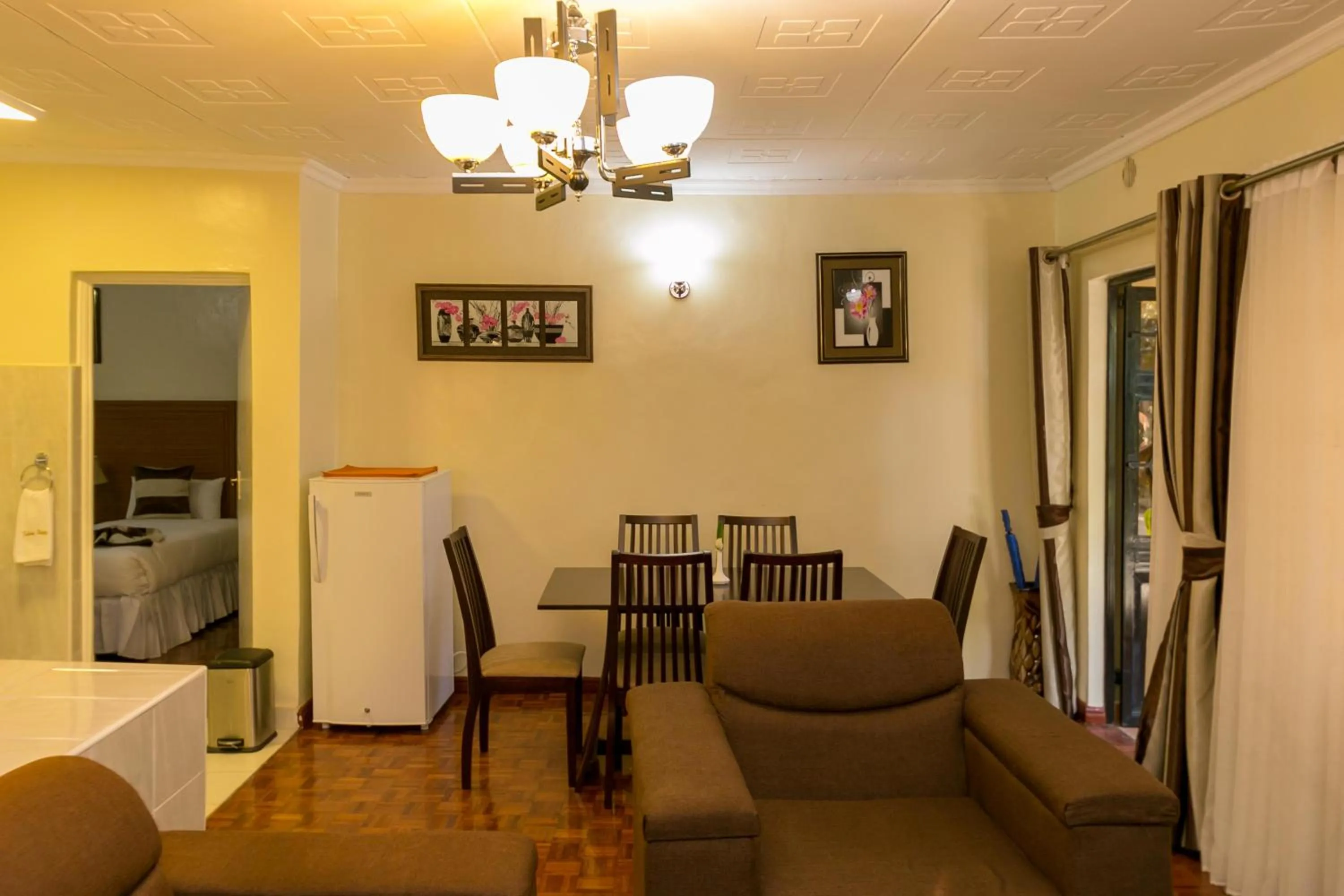 Living room in Fahari Gardens Hotel