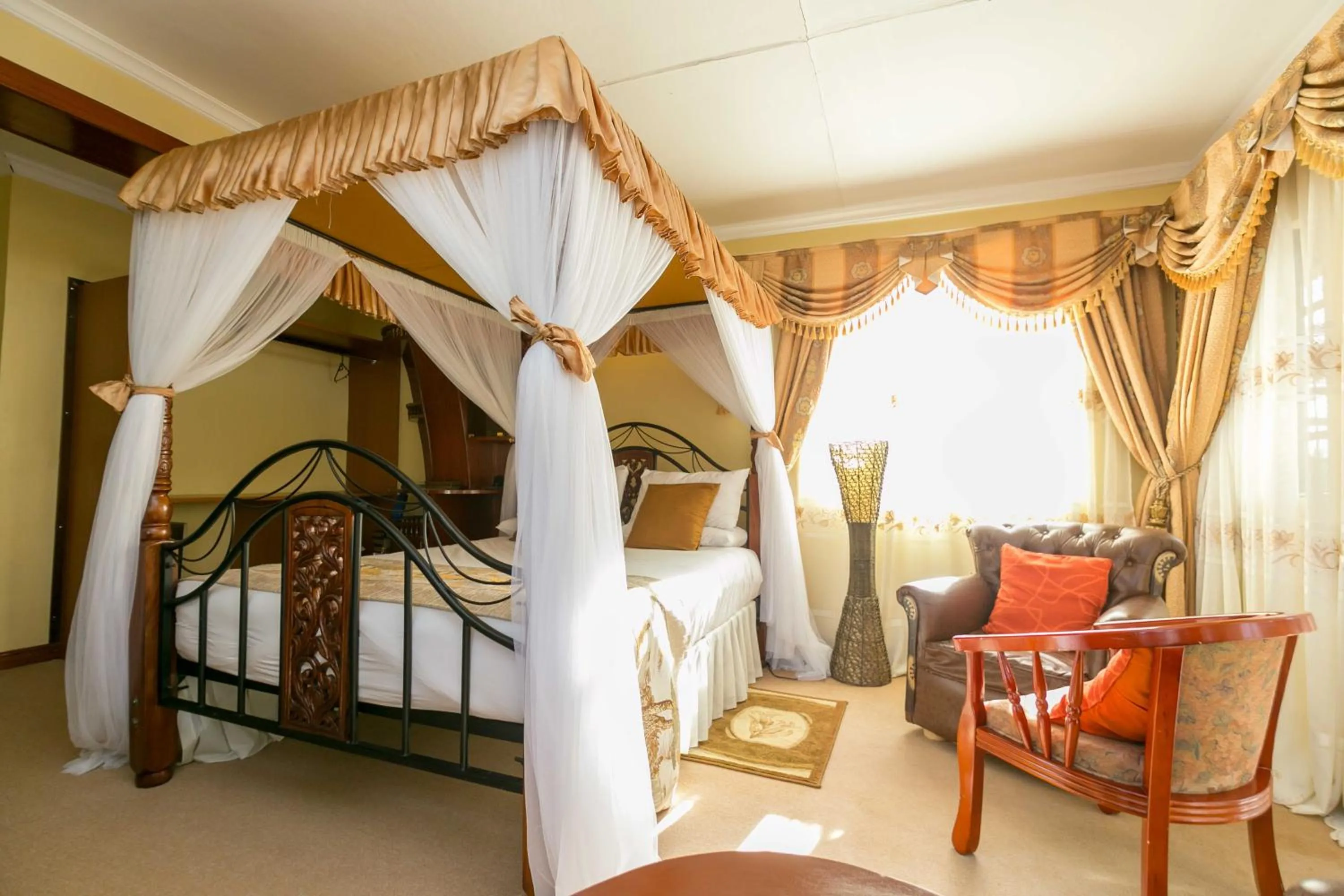 Bed in Fahari Gardens Hotel