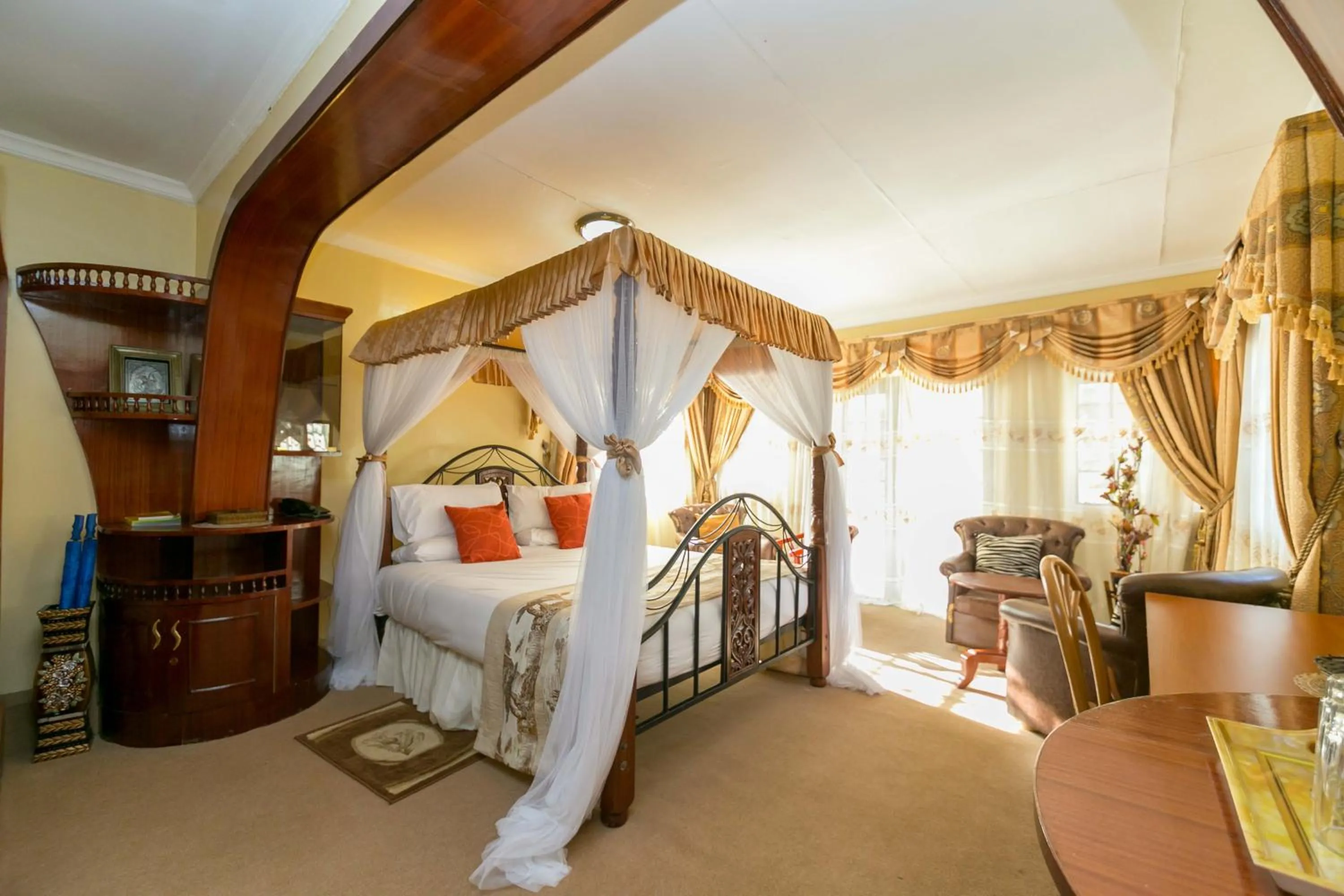 Photo of the whole room, Bed in Fahari Gardens Hotel