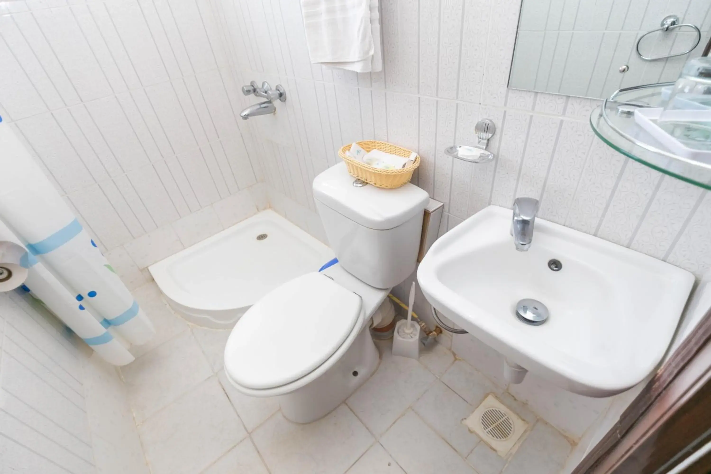 Single Room - single occupancy in Fahari Gardens Hotel Single Room - single occupancy in Fahari Gardens Hotel