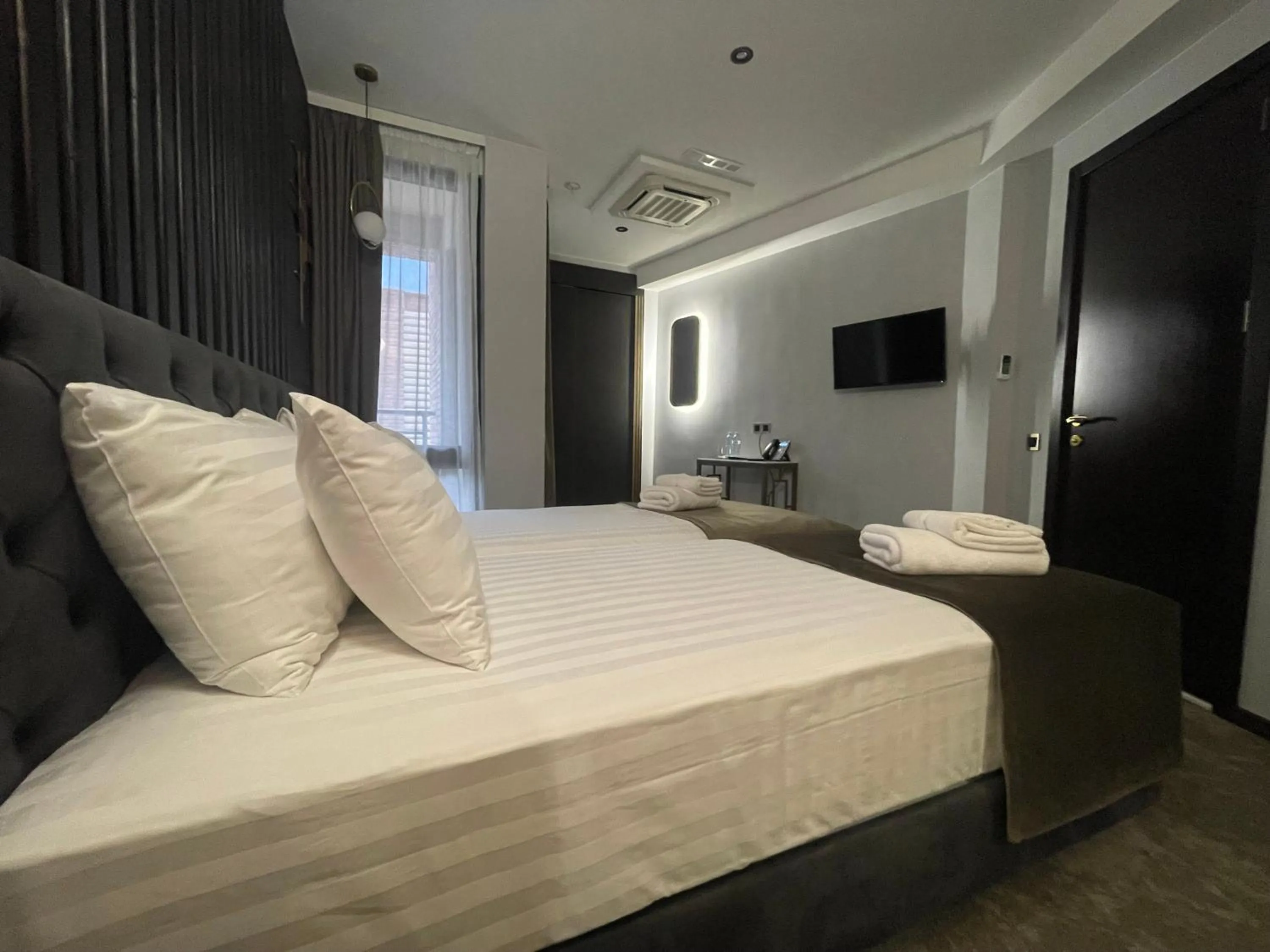 Bed in Bellevue Boutique Hotel