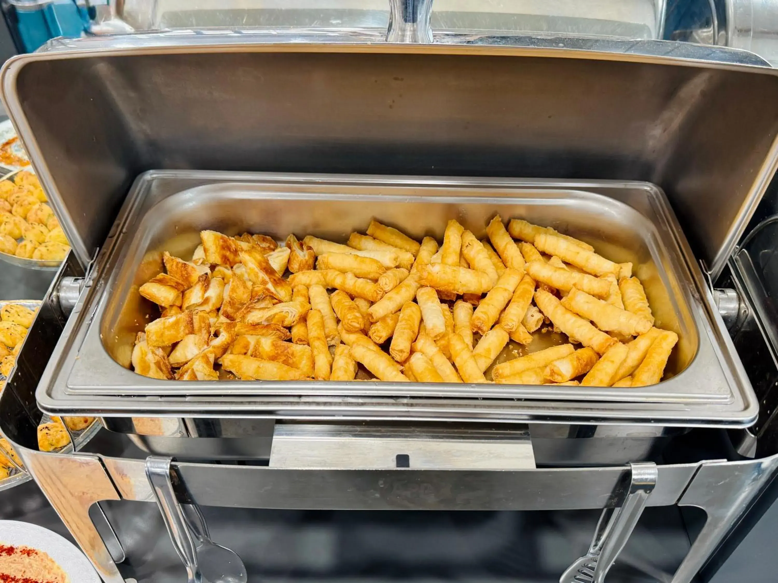 Breakfast in Grand 464 Otel Breakfast in Grand 464 Otel