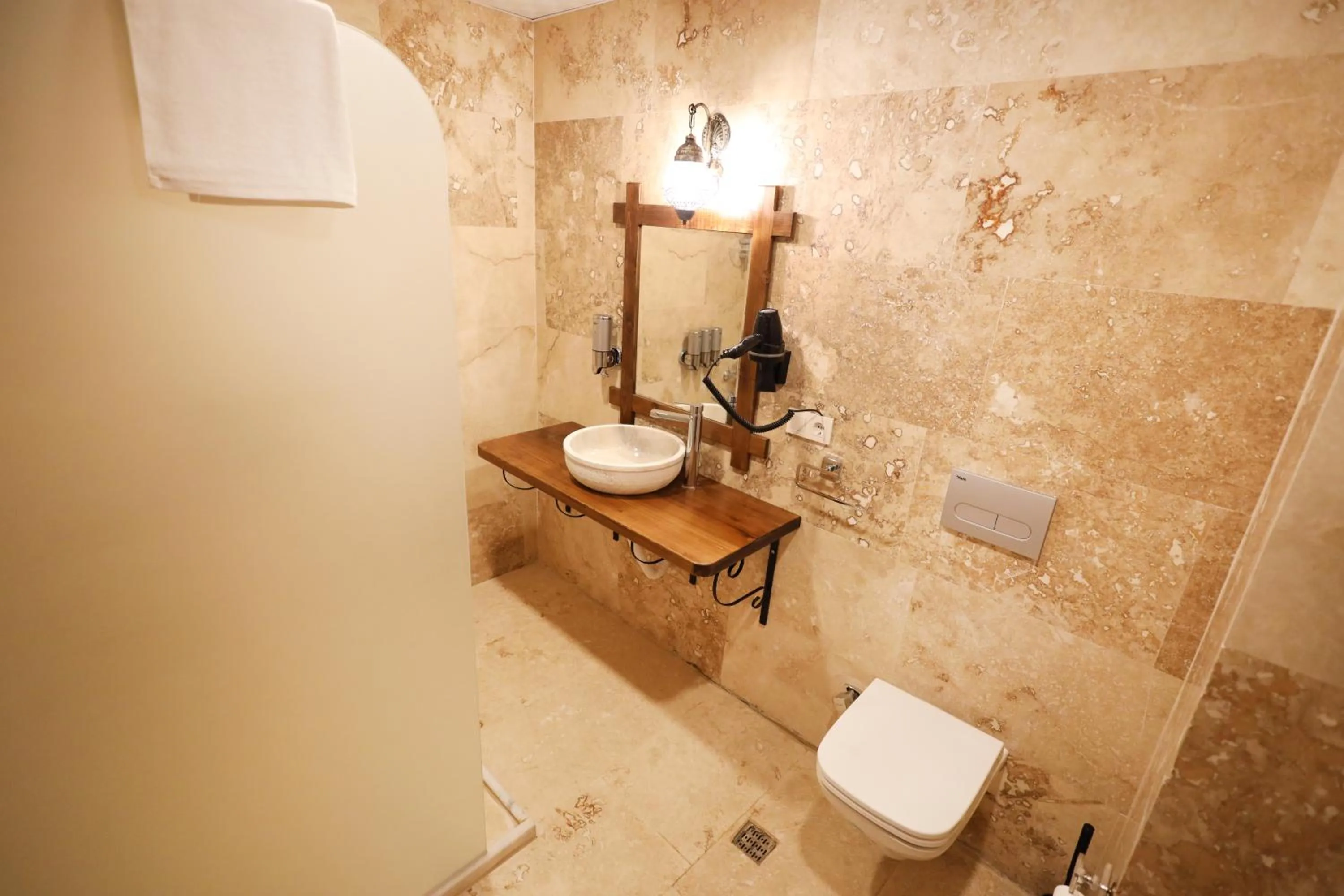 Shower in Rocca Stone House