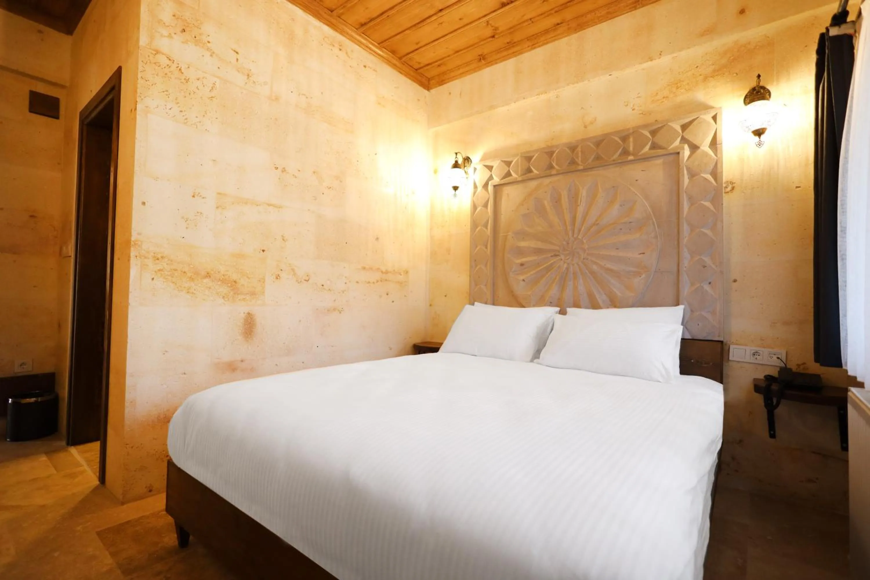 Bed in Rocca Stone House