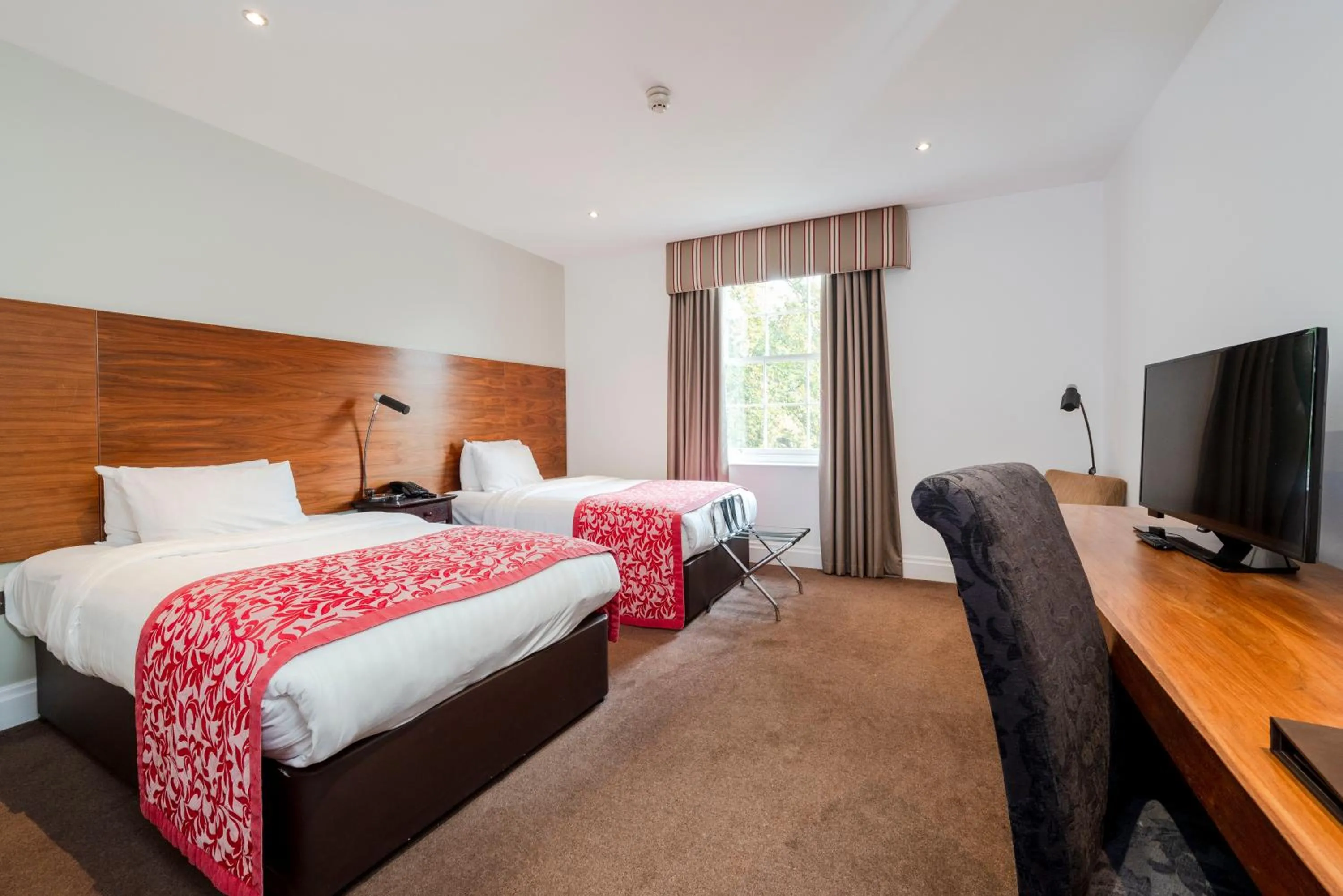 Bed in Aston Hall Hotel, BW Signature Collection