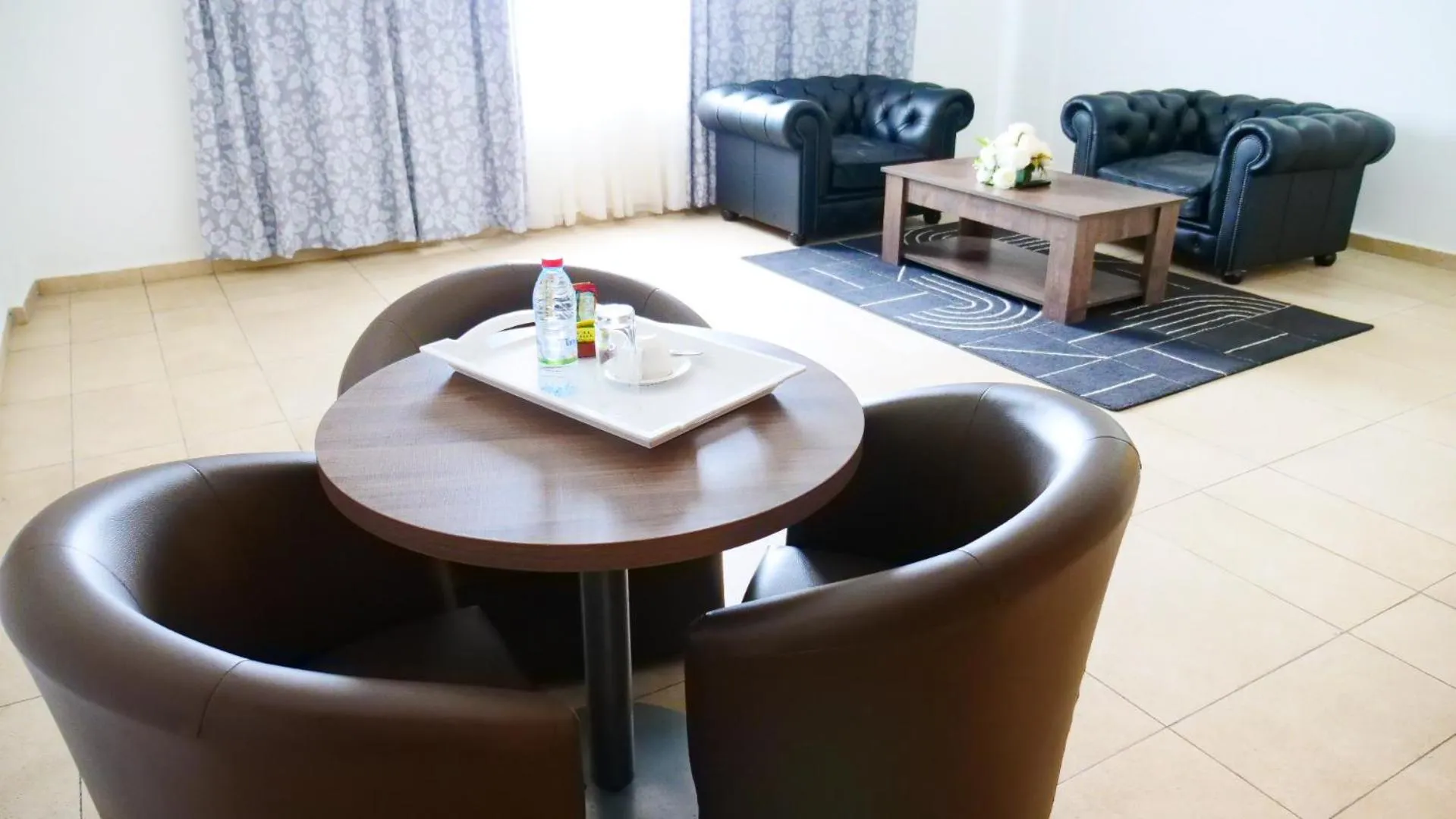 Living room in Hotel Franco Yaounde