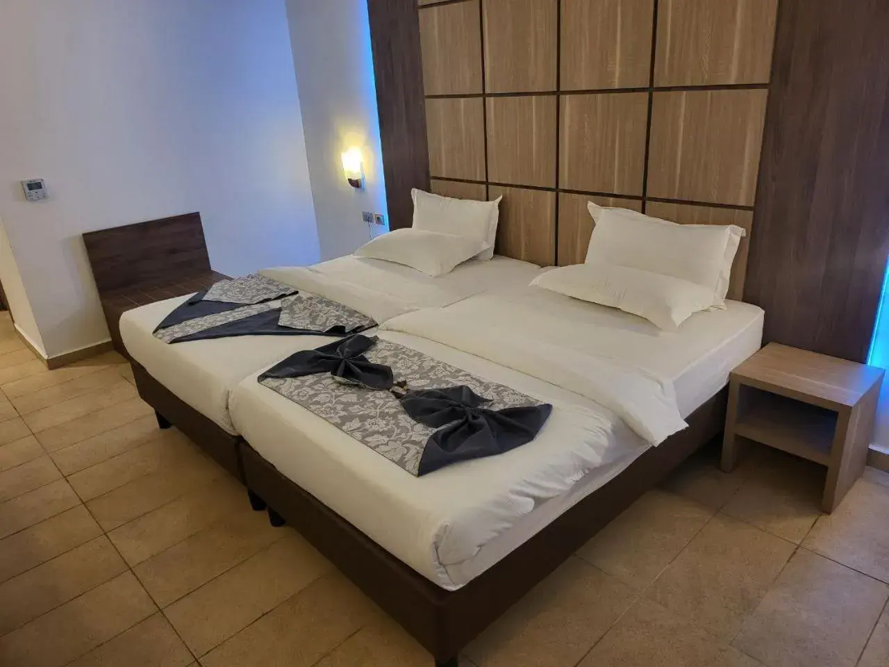Twin Room in Hotel Franco Yaounde Twin Room in Hotel Franco Yaounde