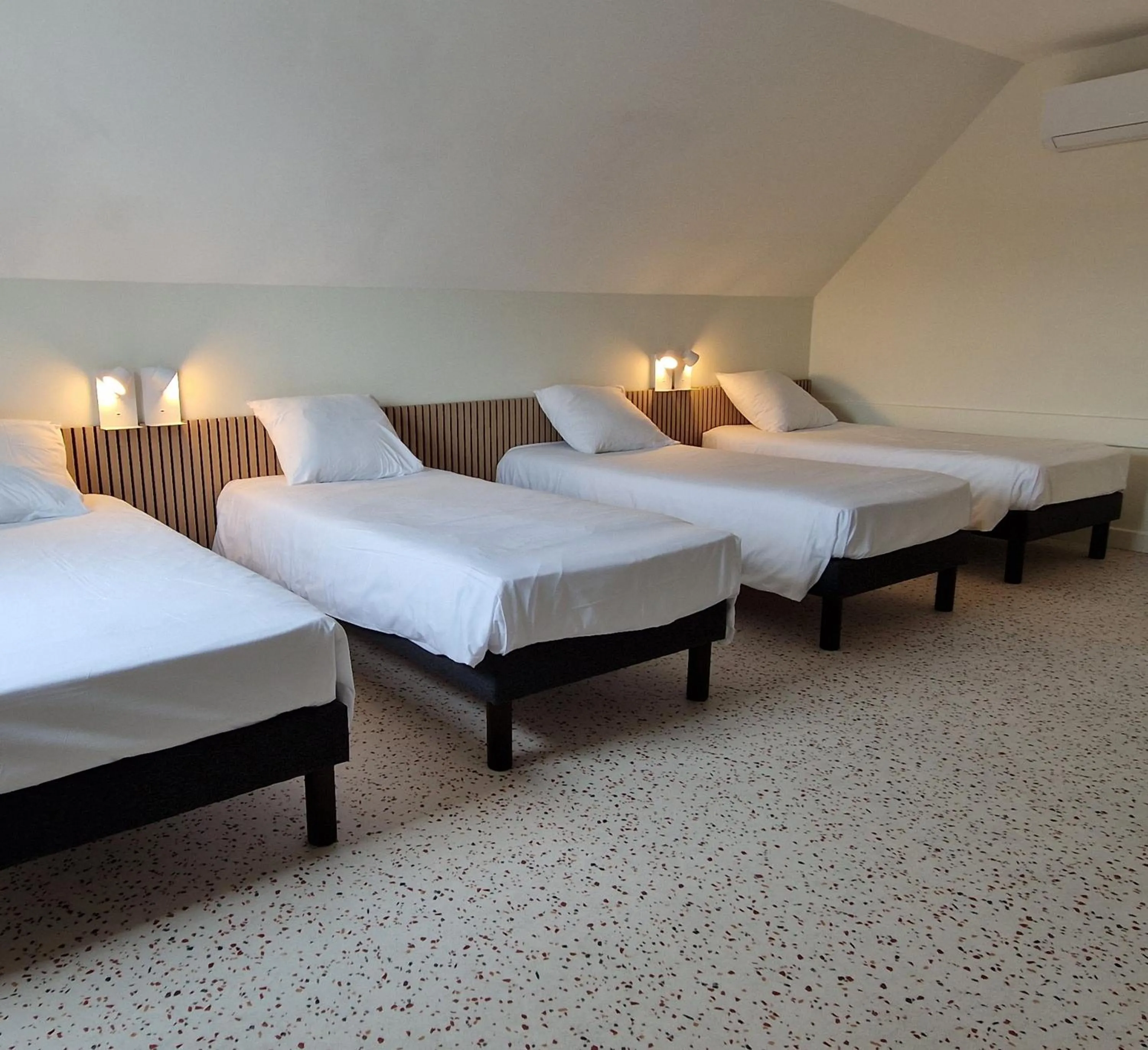 Bedroom, Bed in Hotel Eisenhower